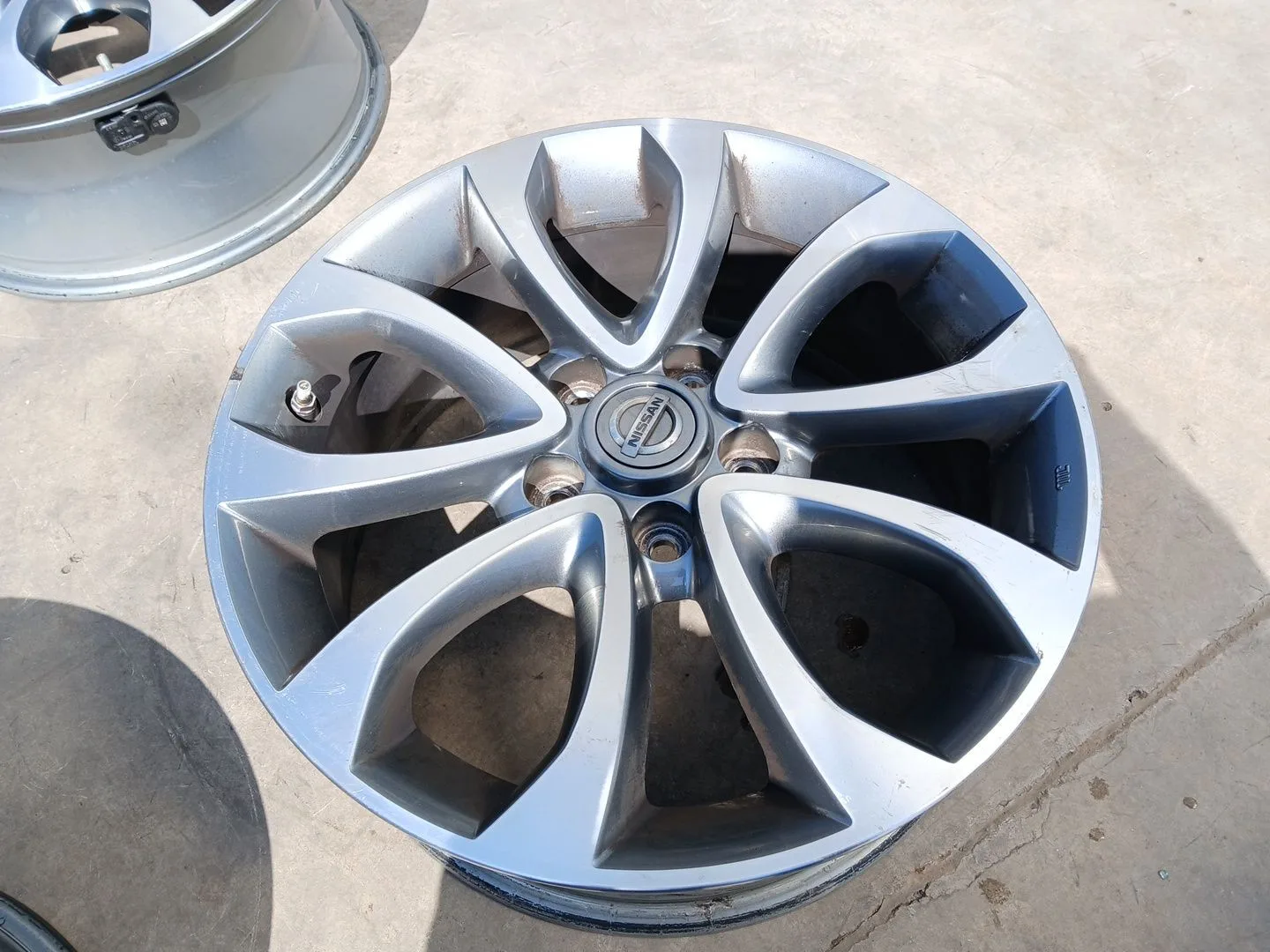 Llanta para Nissan Juke (F15)