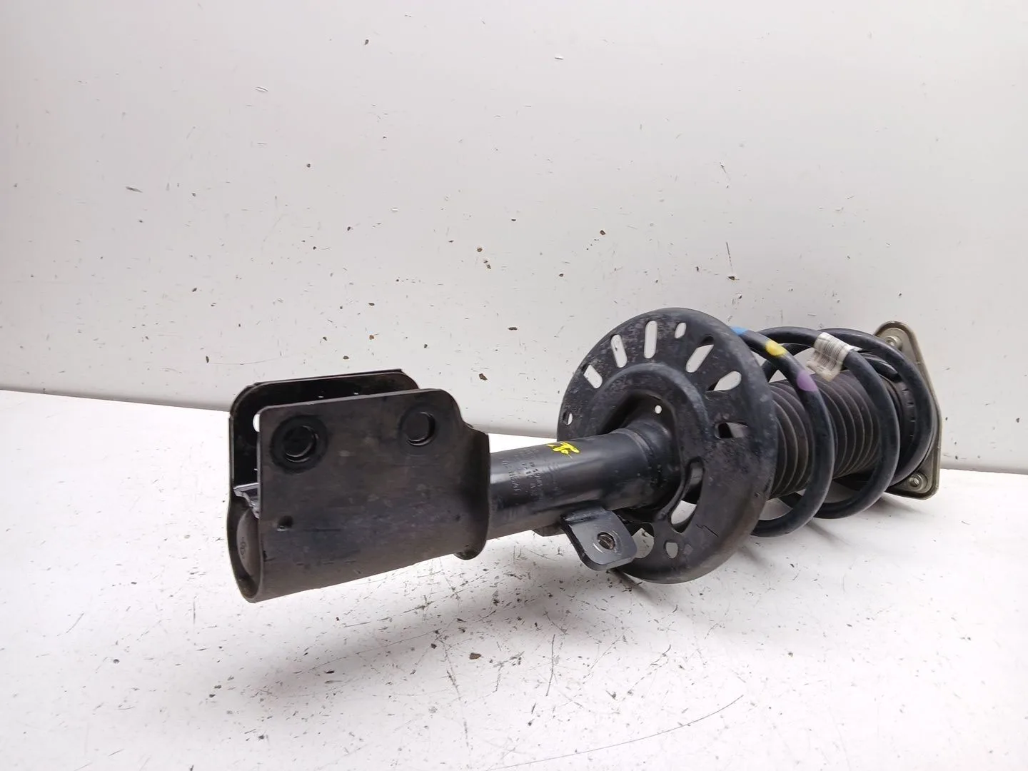 Amortiguador Delantero Derecho para Opel Combo E Tour / Life (K9)