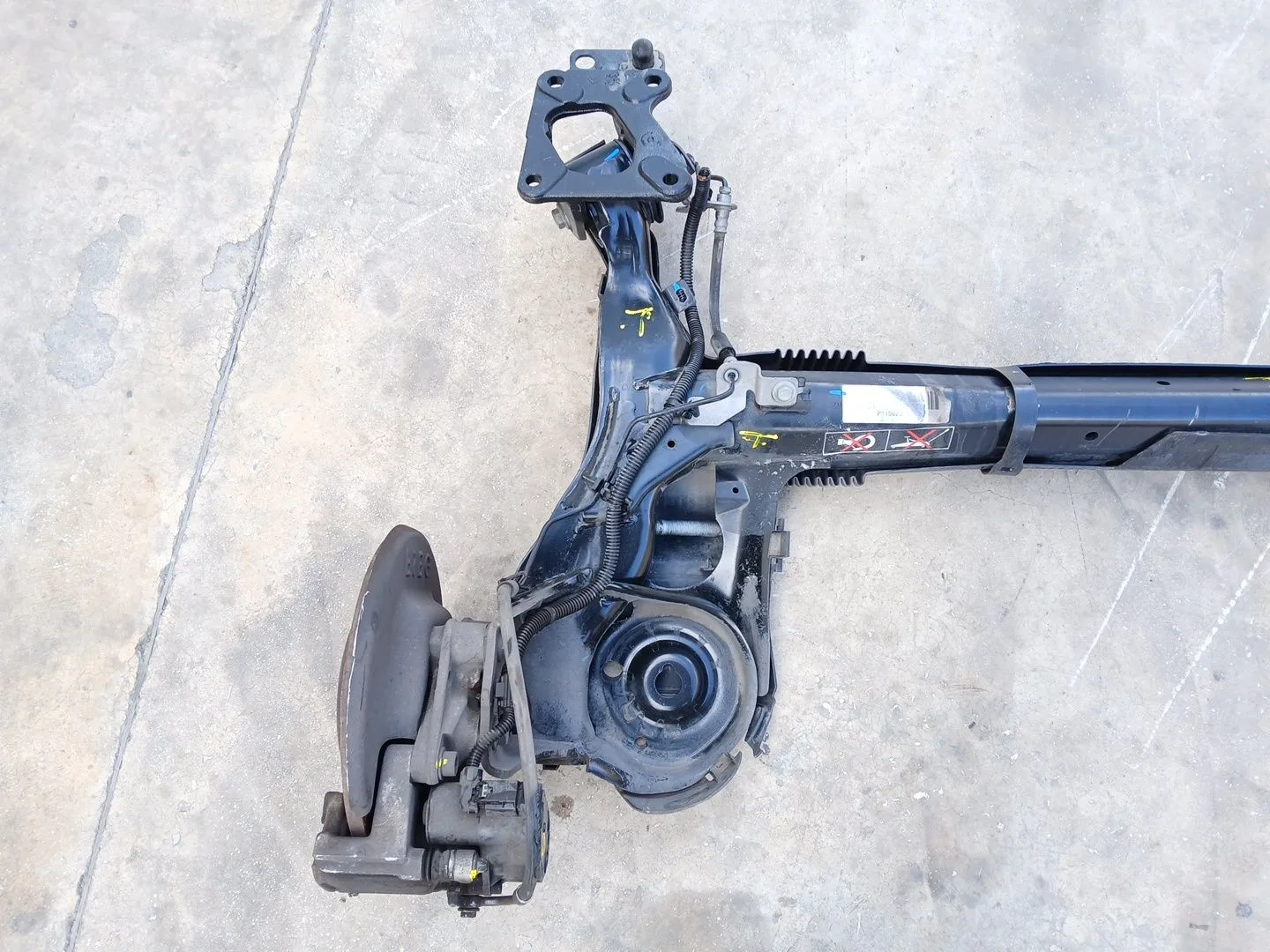 Puente Trasero para Opel Combo E Tour / Life (K9)