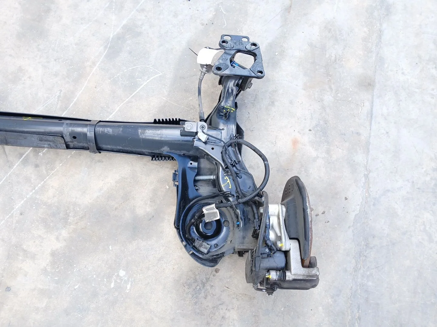 Puente Trasero para Opel Combo E Tour / Life (K9)