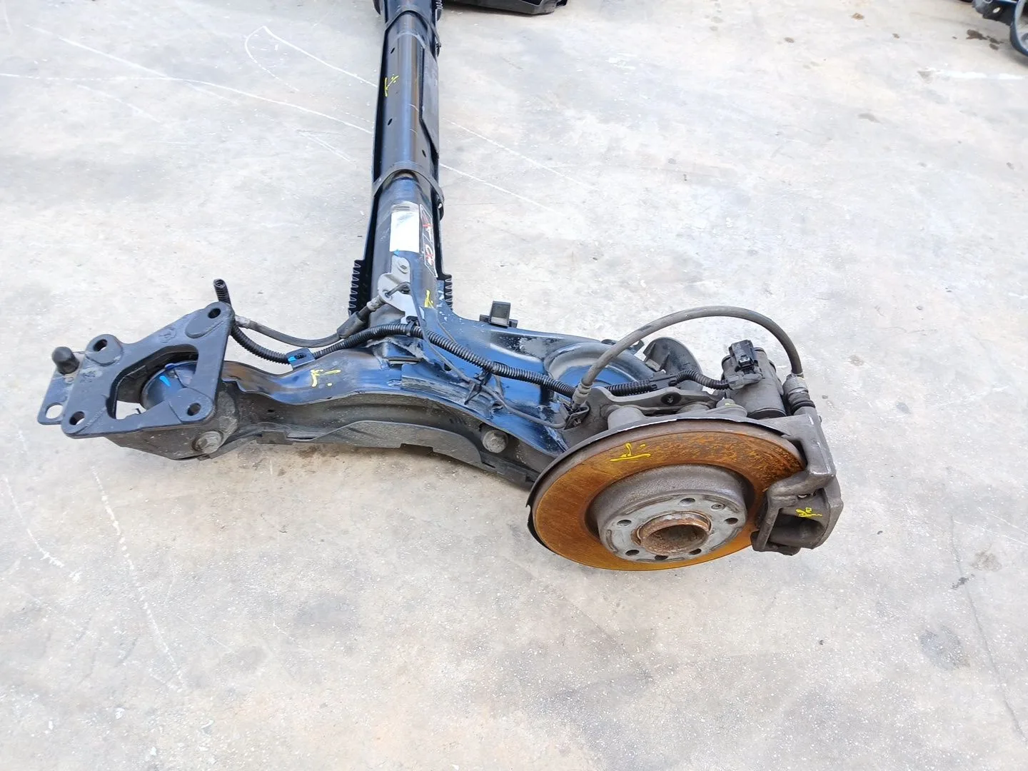 Puente Trasero para Opel Combo E Tour / Life (K9)