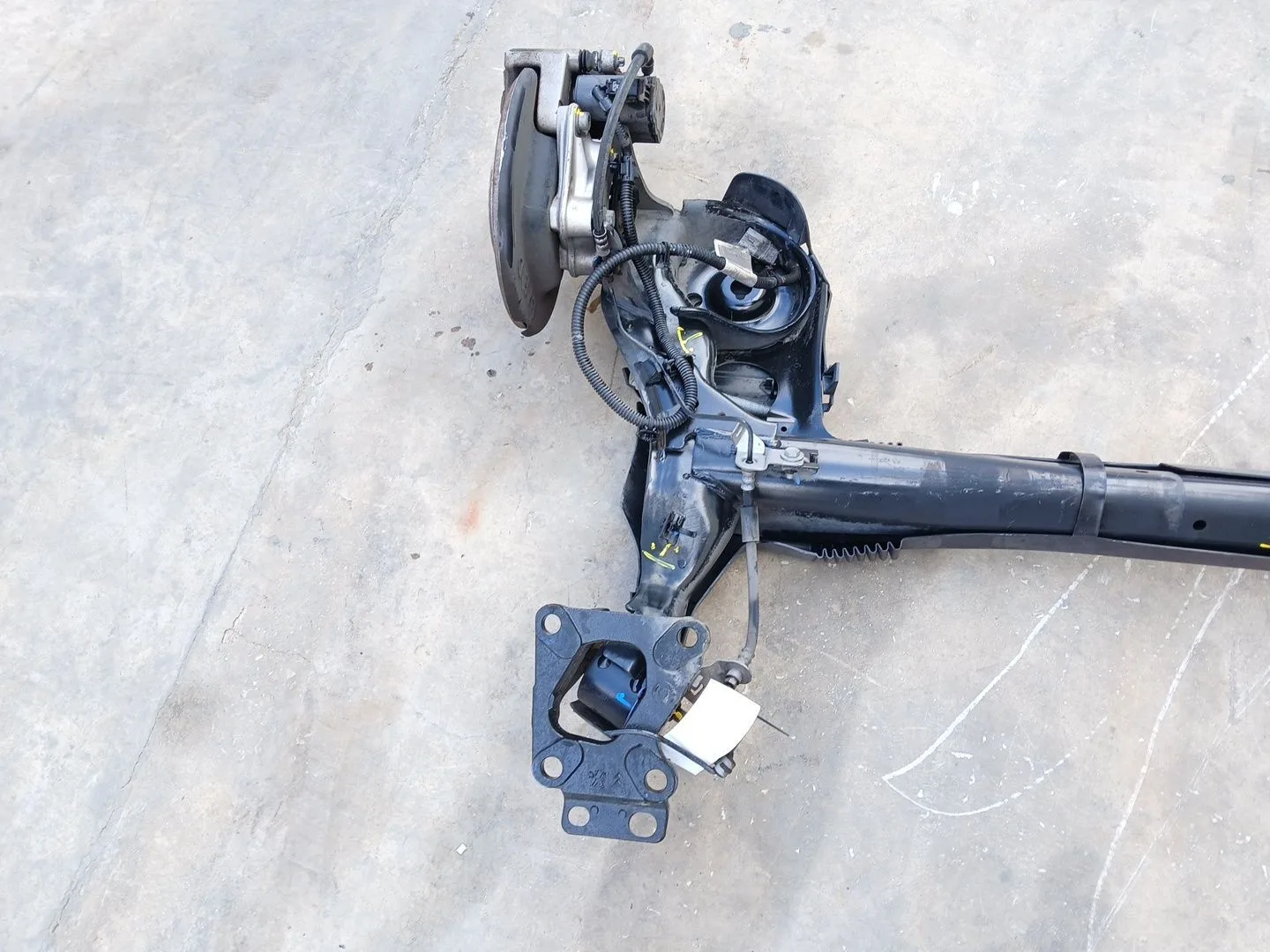 Puente Trasero para Opel Combo E Tour / Life (K9)
