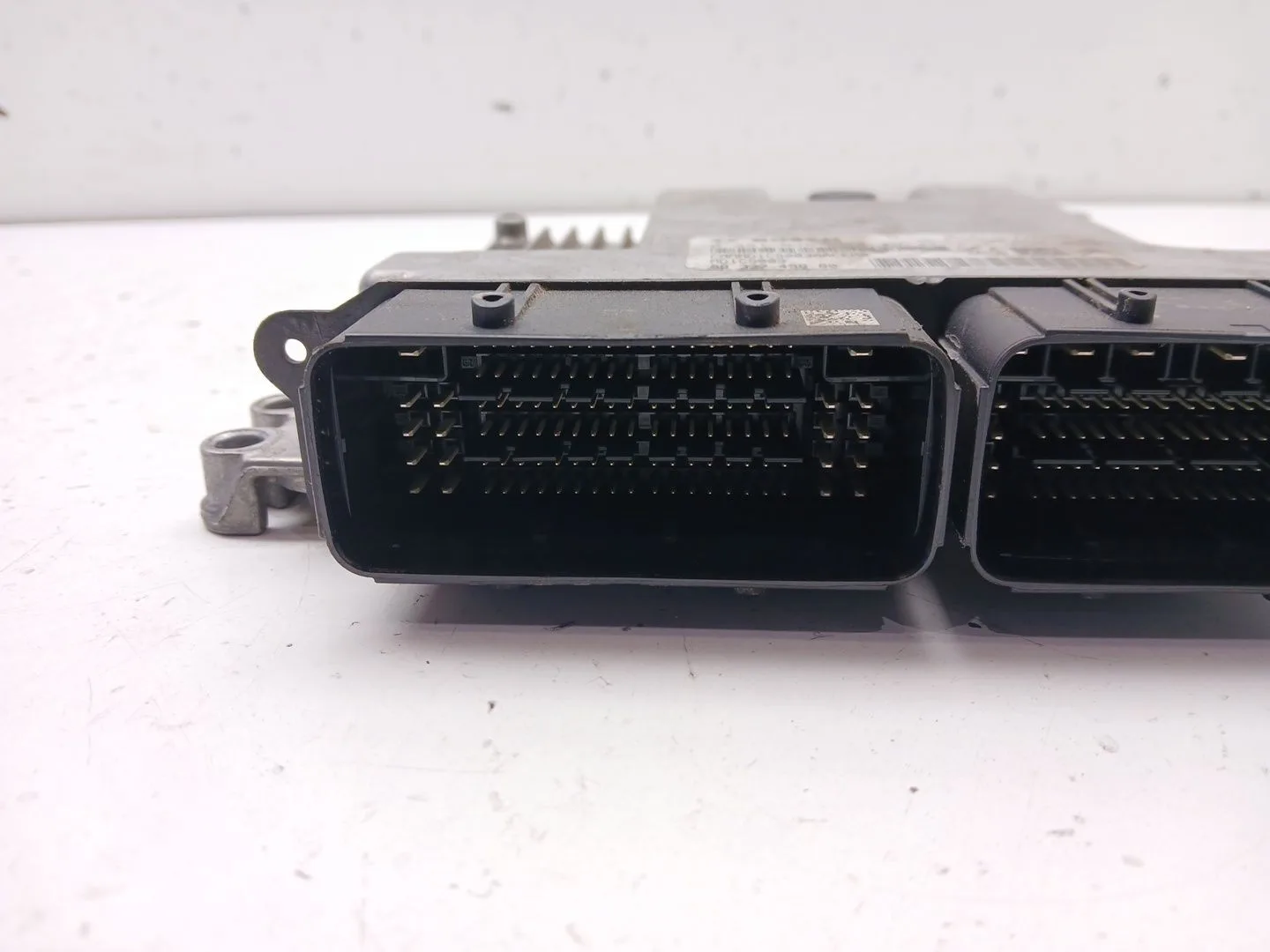 Centralita Motor Uce para Opel Combo E Tour / Life (K9)