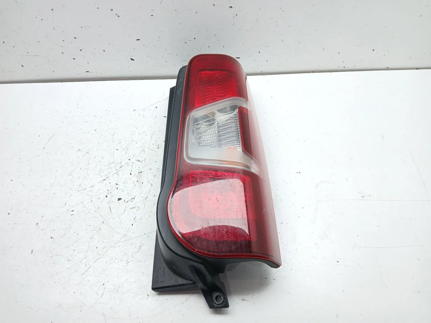 Piloto Trasero Derecho para Opel Combo Furgoneta/Monovolumen (K9)