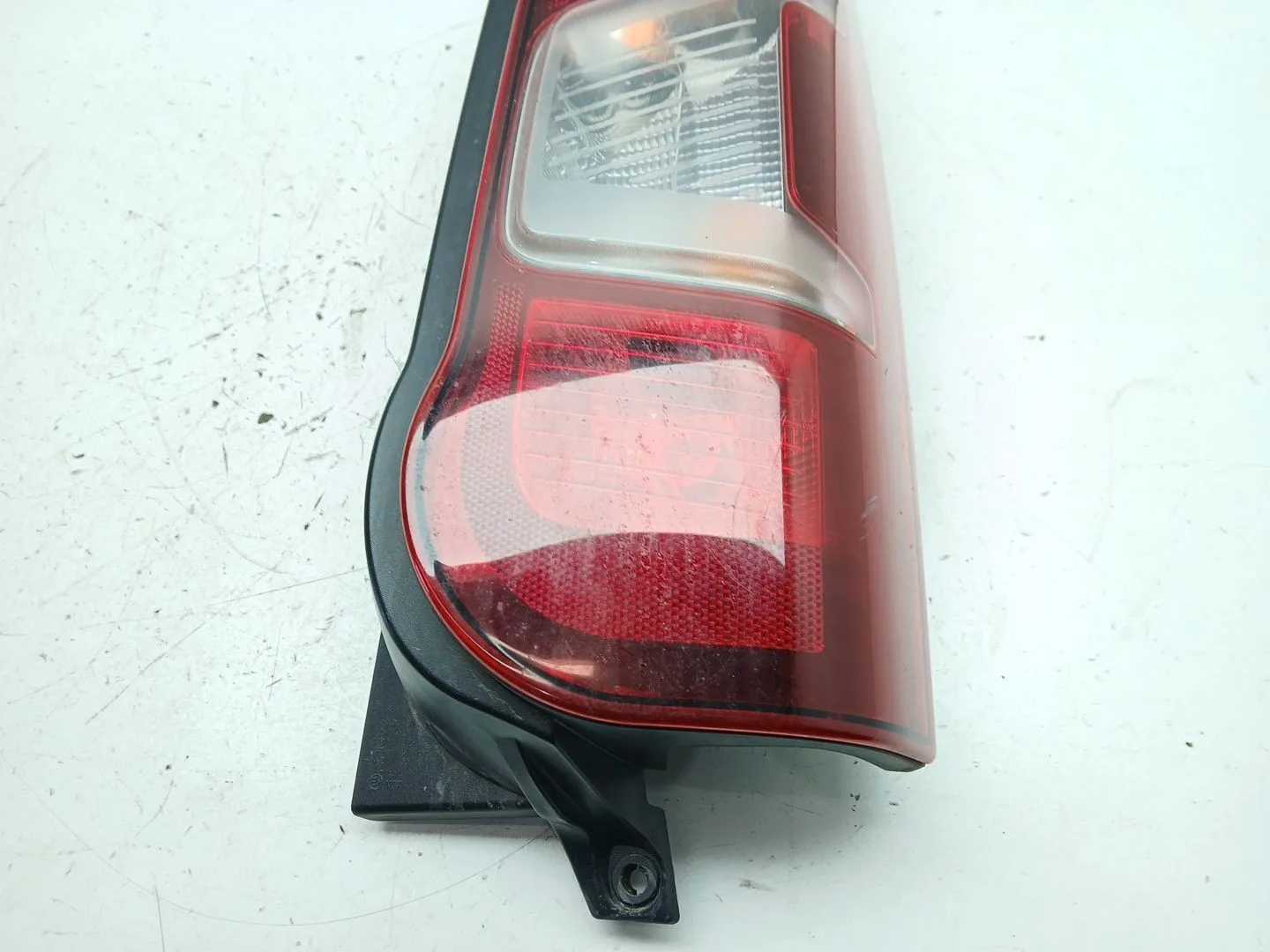 Piloto Trasero Derecho para Opel Combo Furgoneta/Monovolumen (K9)