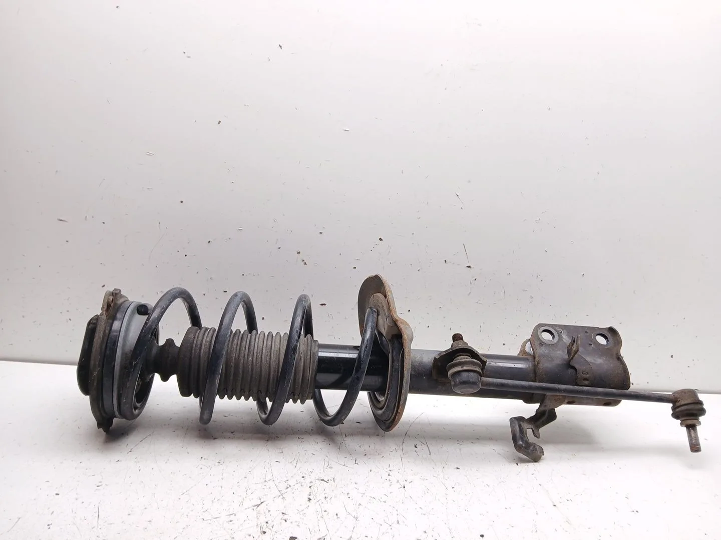 Amortiguador Delantero Derecho para Nissan Juke (F15)