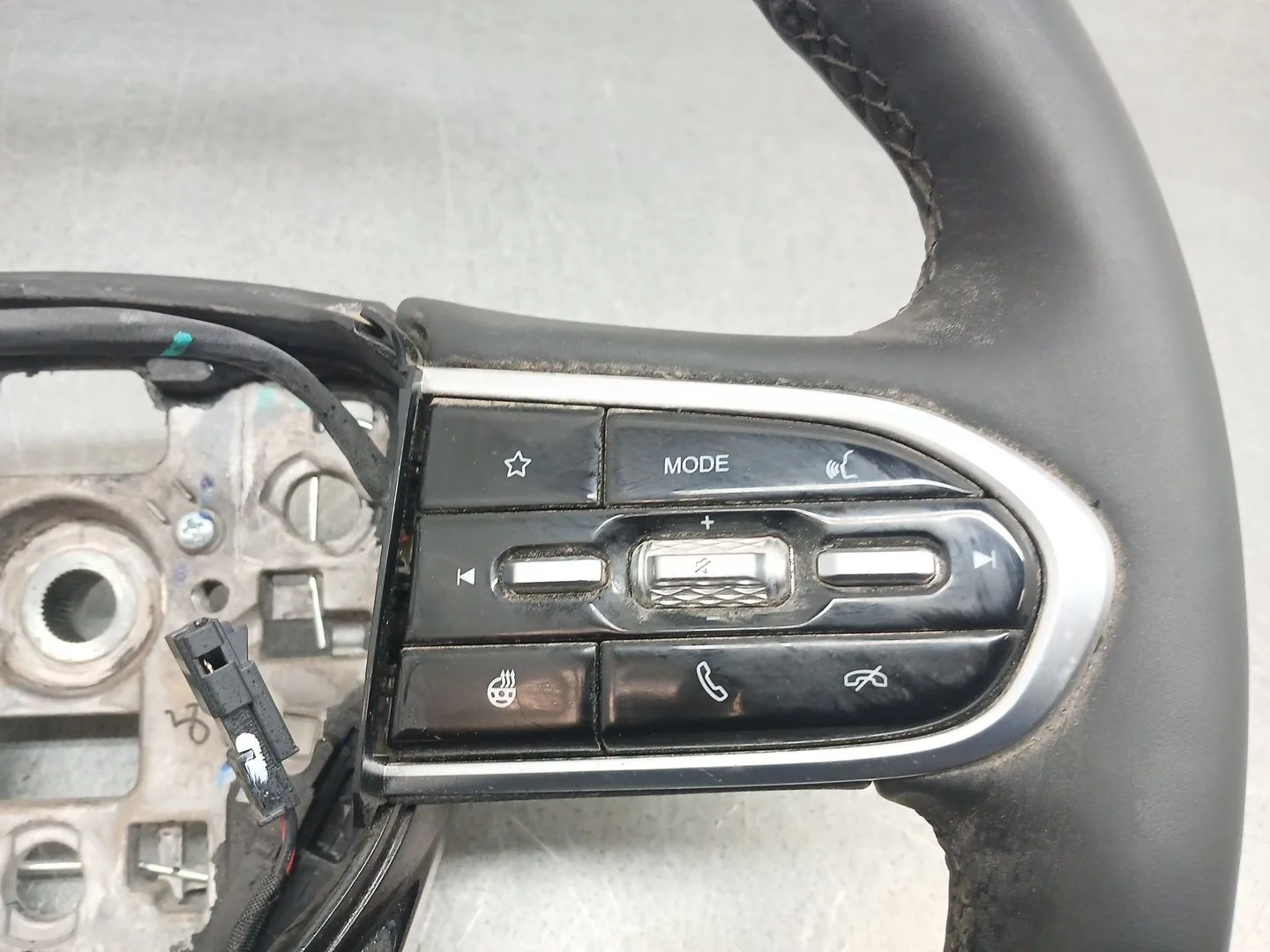 Volante para Omoda 5
