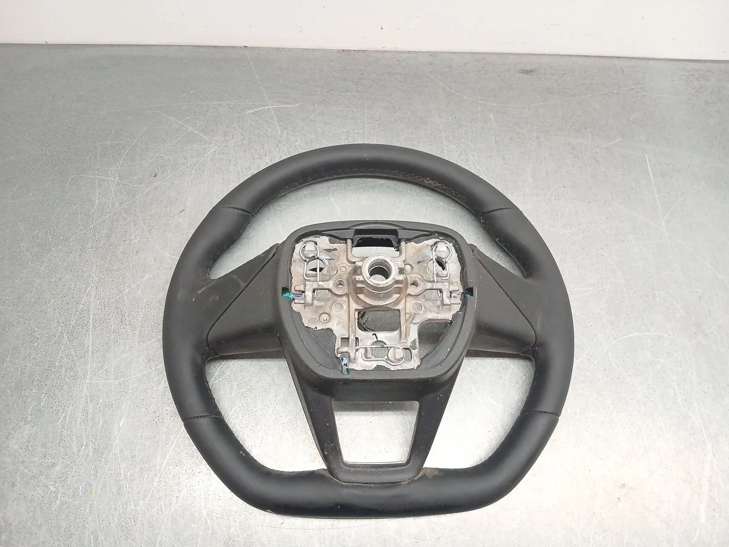 Volante para Omoda 5