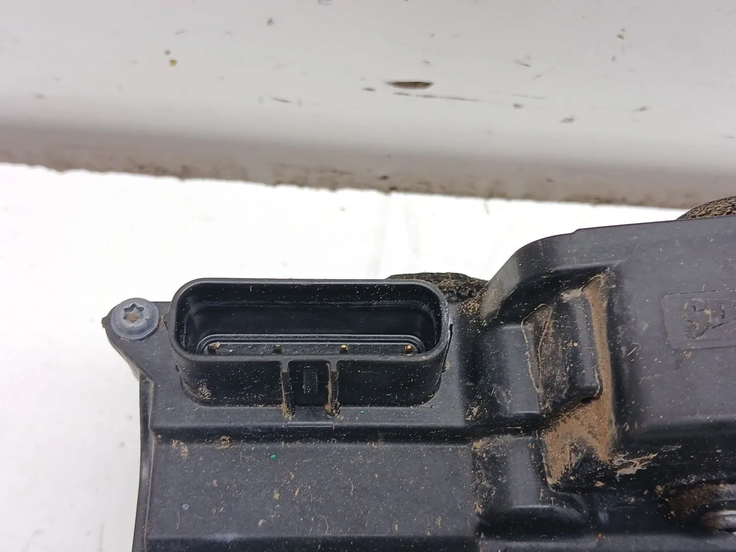 Cerradura Puerta Delantera Derecha para Omoda 5