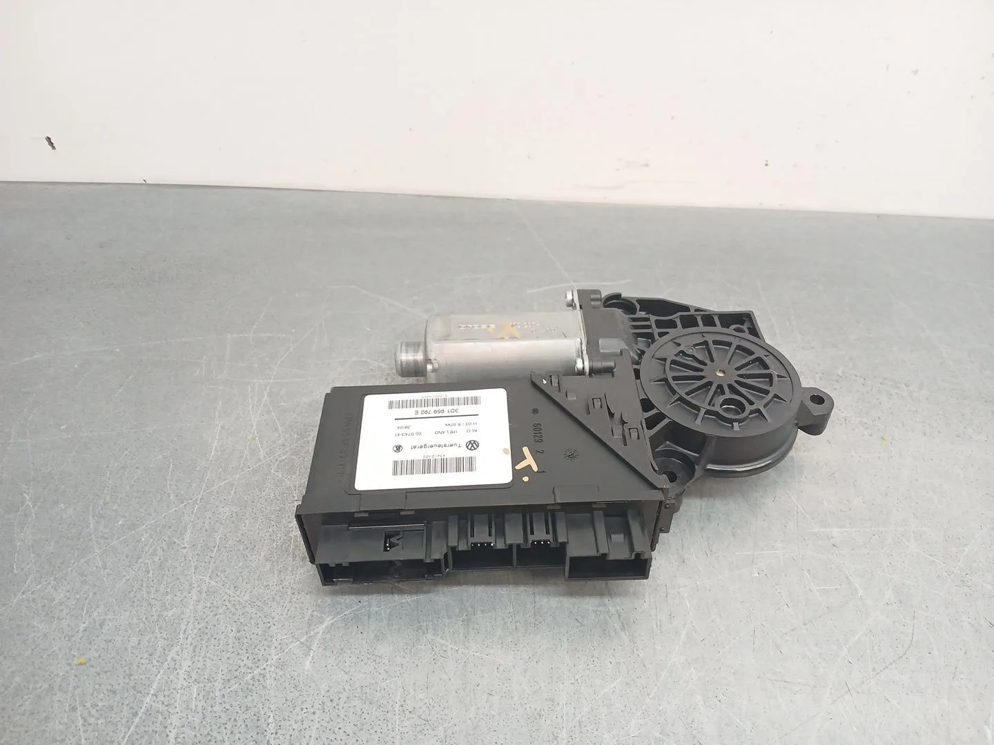 Motor Elevalunas Delantero Derecho para Porsche Cayenne (9Pa)