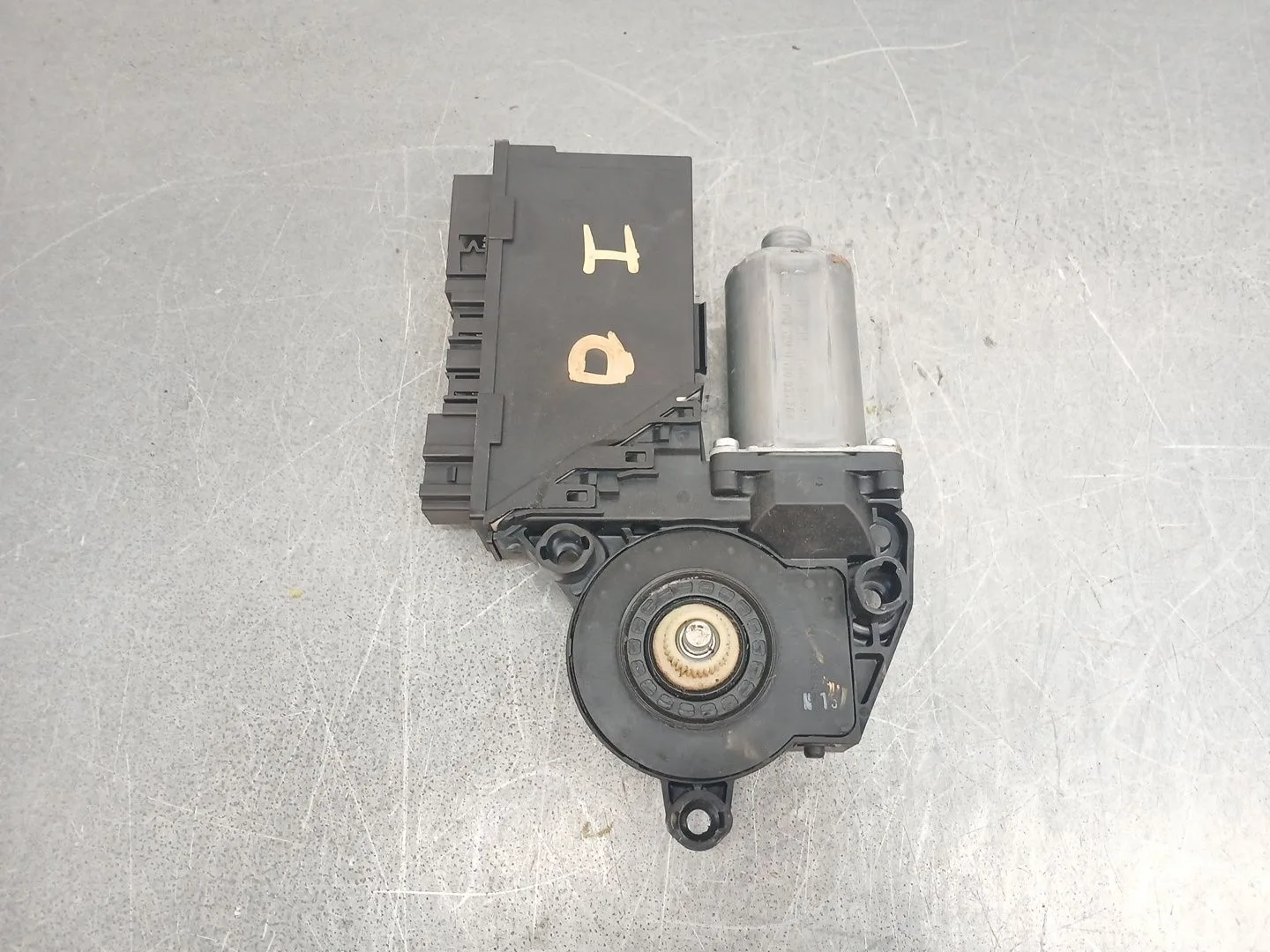 Motor Elevalunas Delantero Izquierdo para Porsche Cayenne (9Pa)
