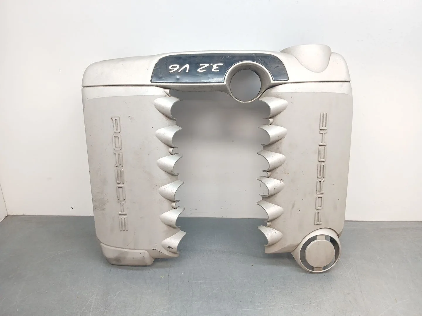 Tapa Motor para Porsche Cayenne (9Pa)