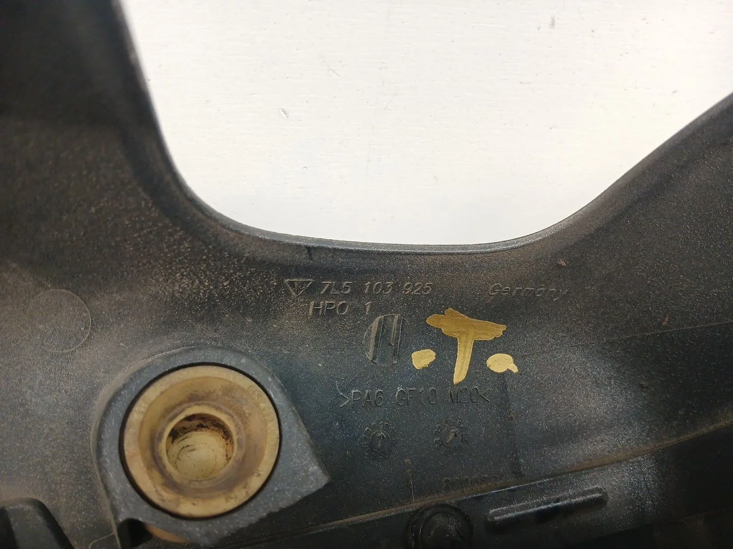 Tapa Motor para Porsche Cayenne (9Pa)