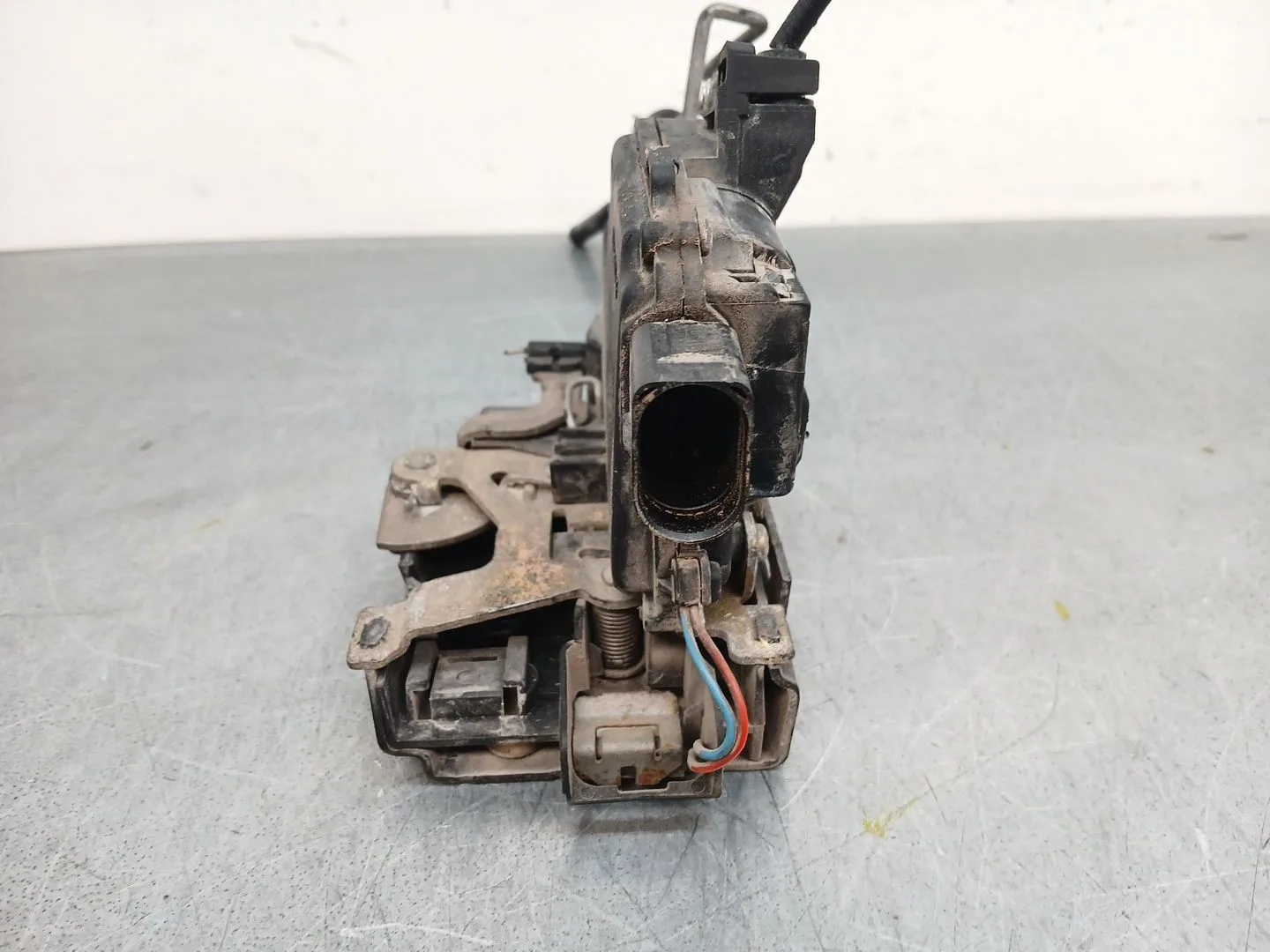 Cerradura Puerta Delantera Derecha para Volkswagen New Beetle (9C1, 1C1)