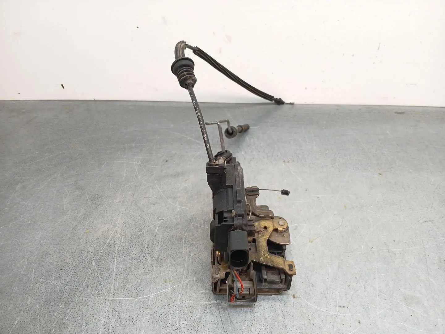Cerradura Puerta Delantera Izquierda para Volkswagen New Beetle (9C1, 1C1)