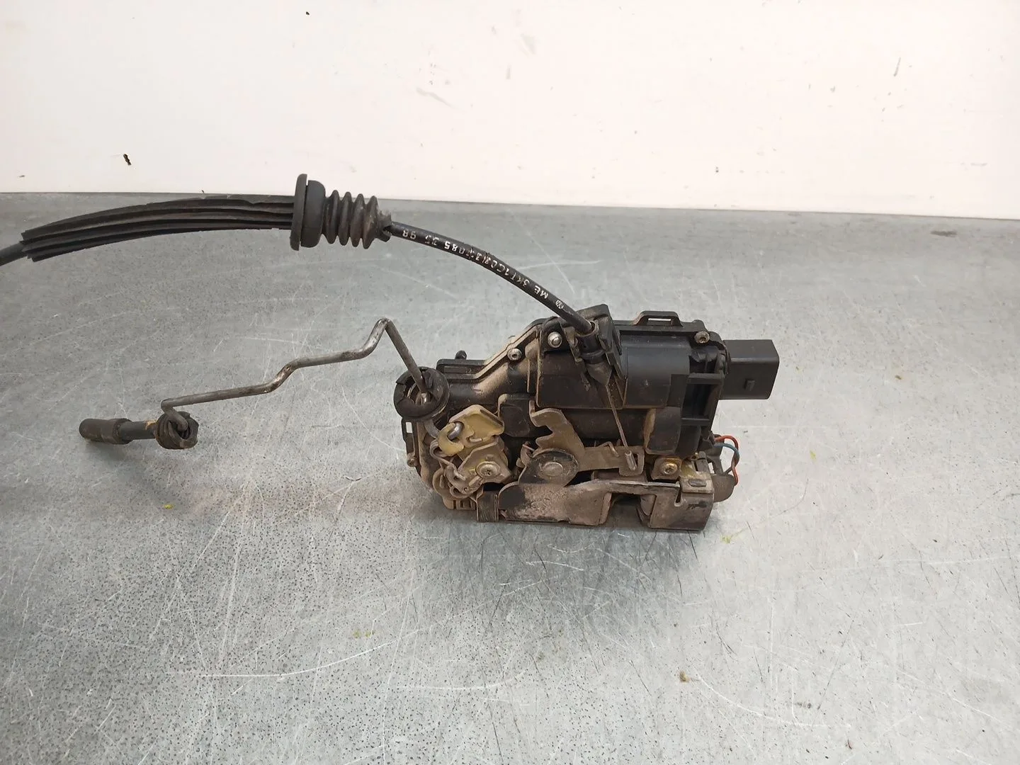 Cerradura Puerta Delantera Izquierda para Volkswagen New Beetle (9C1, 1C1)