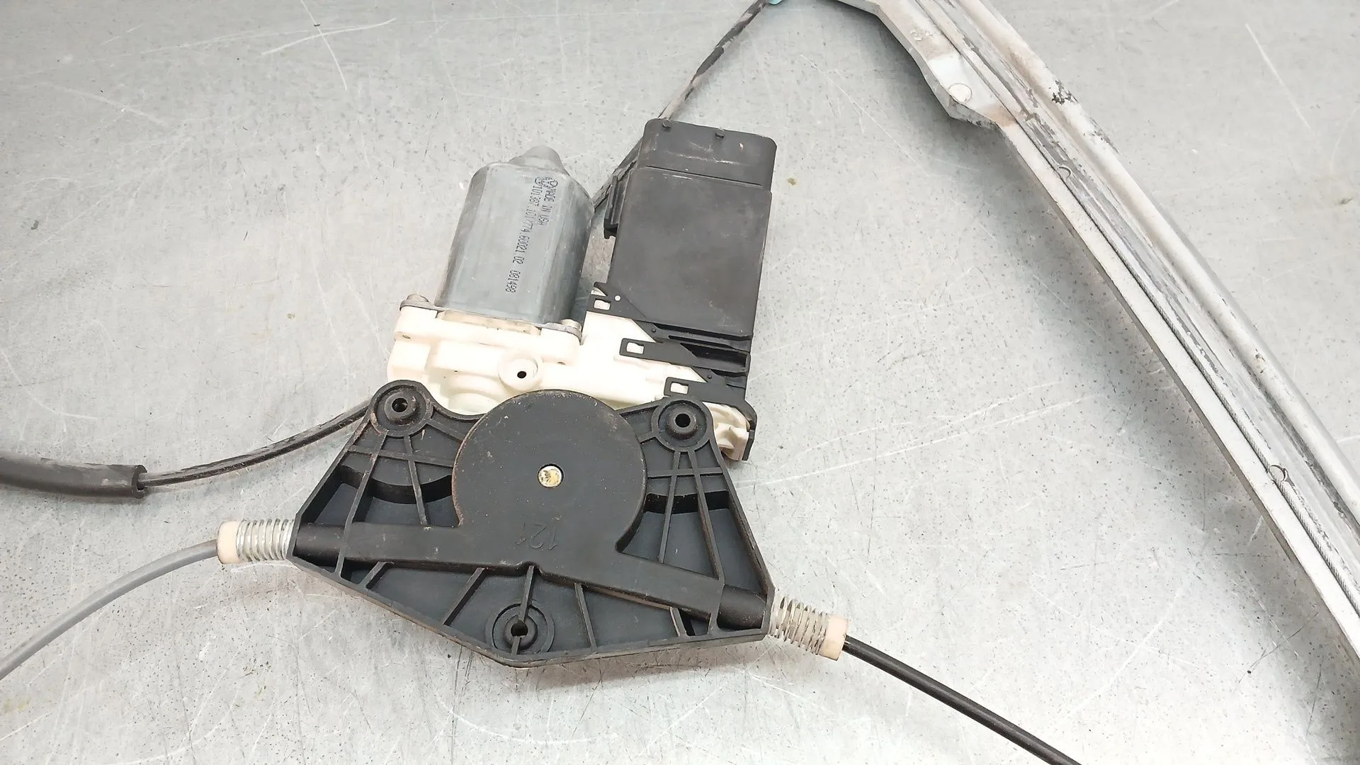 Elevalunas Delantero Derecho para Volkswagen New Beetle (9C1, 1C1)