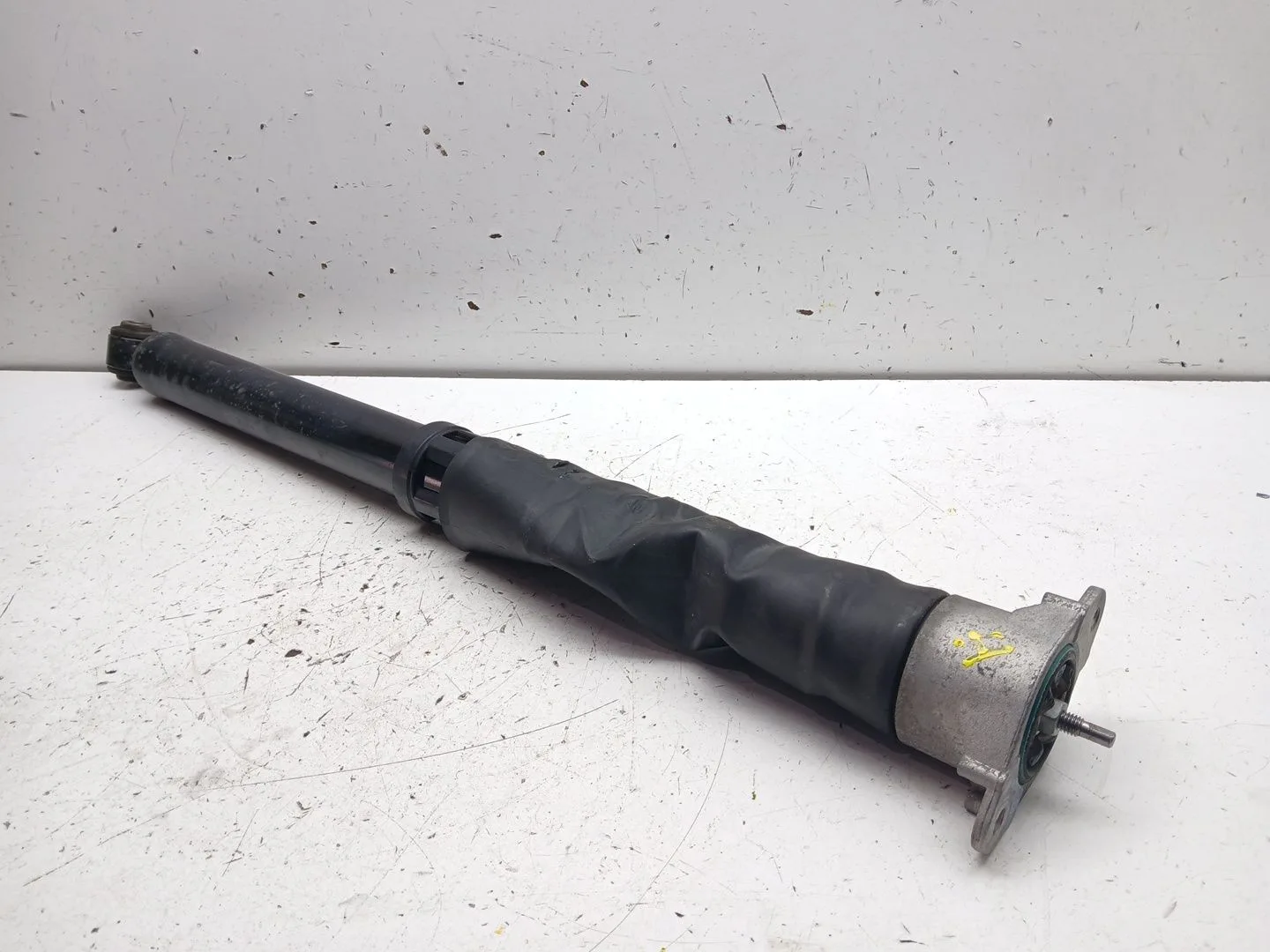 Amortiguador Trasero Izquierdo para Ford Puma (J2K, Cf7)