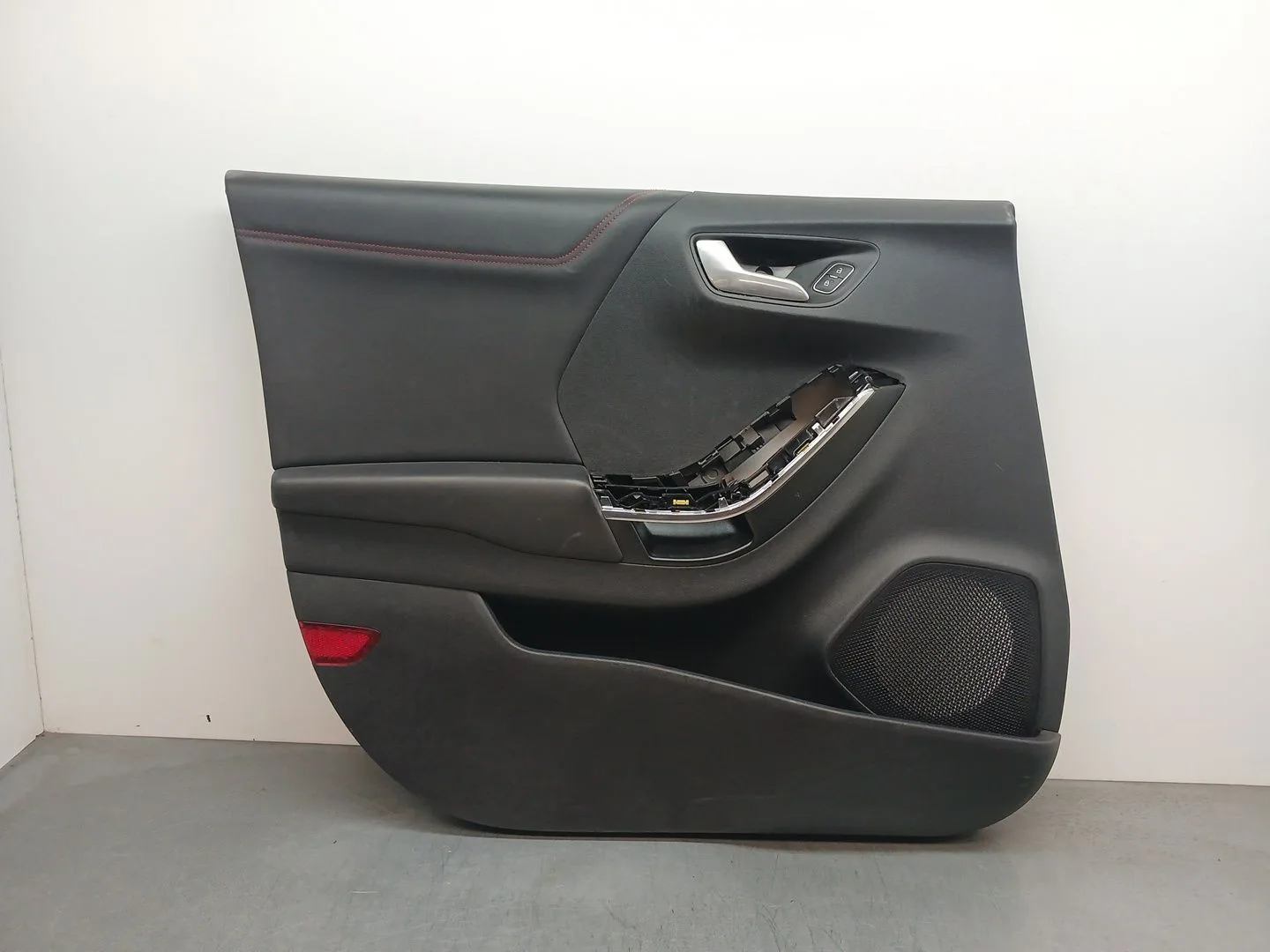 Guarnecido Puerta Delantera Izquierda para Ford Puma (J2K, Cf7)