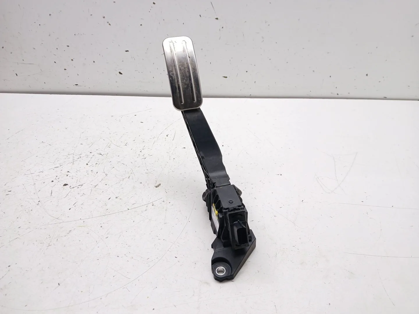 Potenciometro Pedal para Ford Puma (J2K, Cf7)