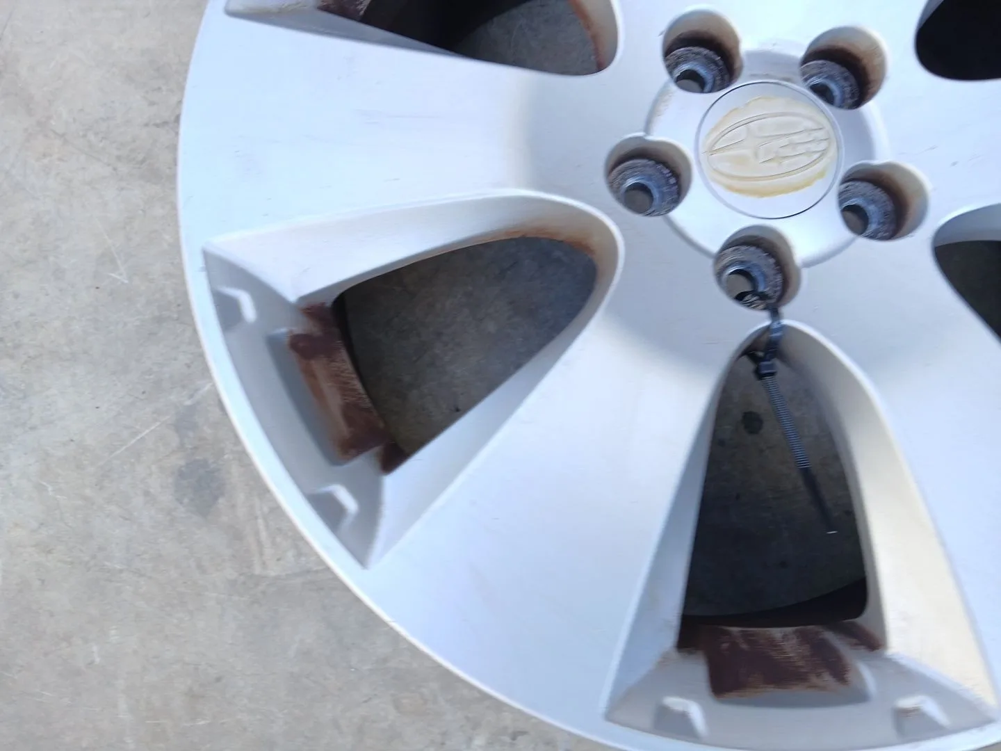 Llanta para Subaru Legacy V (Bm)