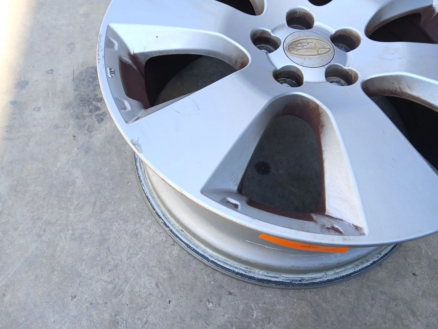 Llanta para Subaru Legacy V (Bm)