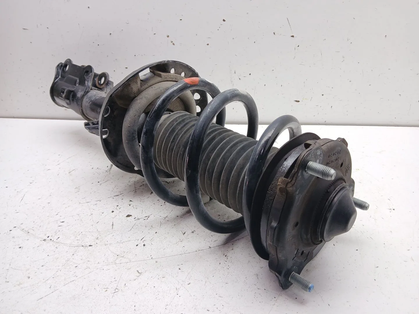 Amortiguador Delantero Izquierdo para Kia Xceed (Cd)