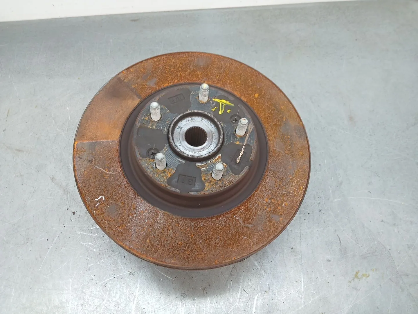 Mangueta Delantera Izquierda para Kia Xceed (Cd)