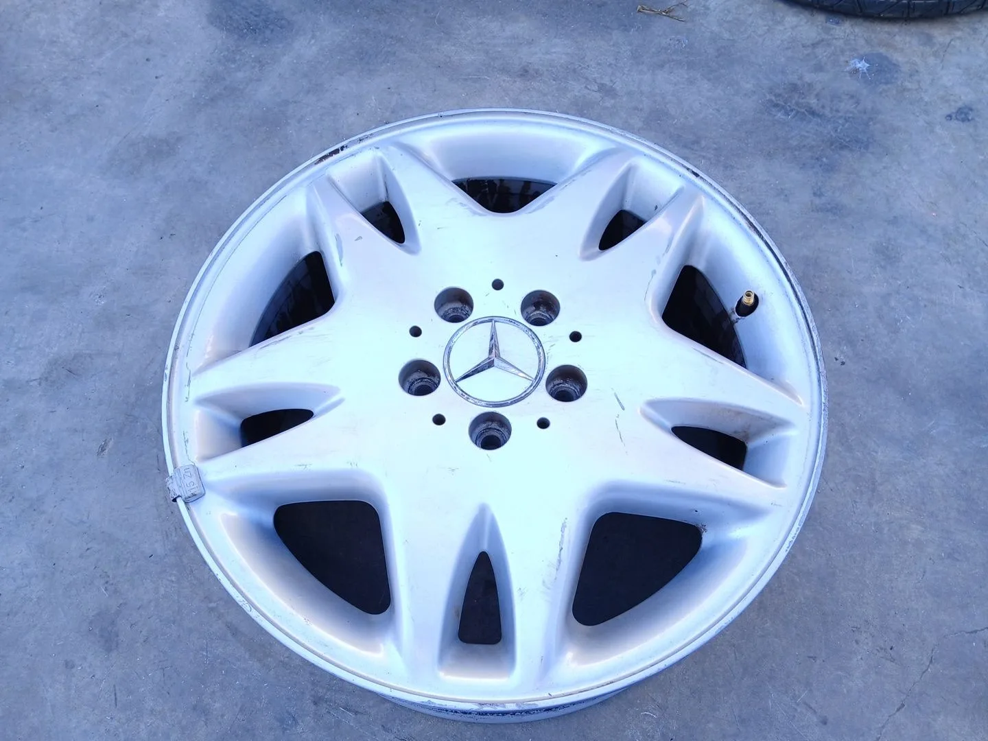 Llanta para Mercedes-Benz Clase S (W220, V220)