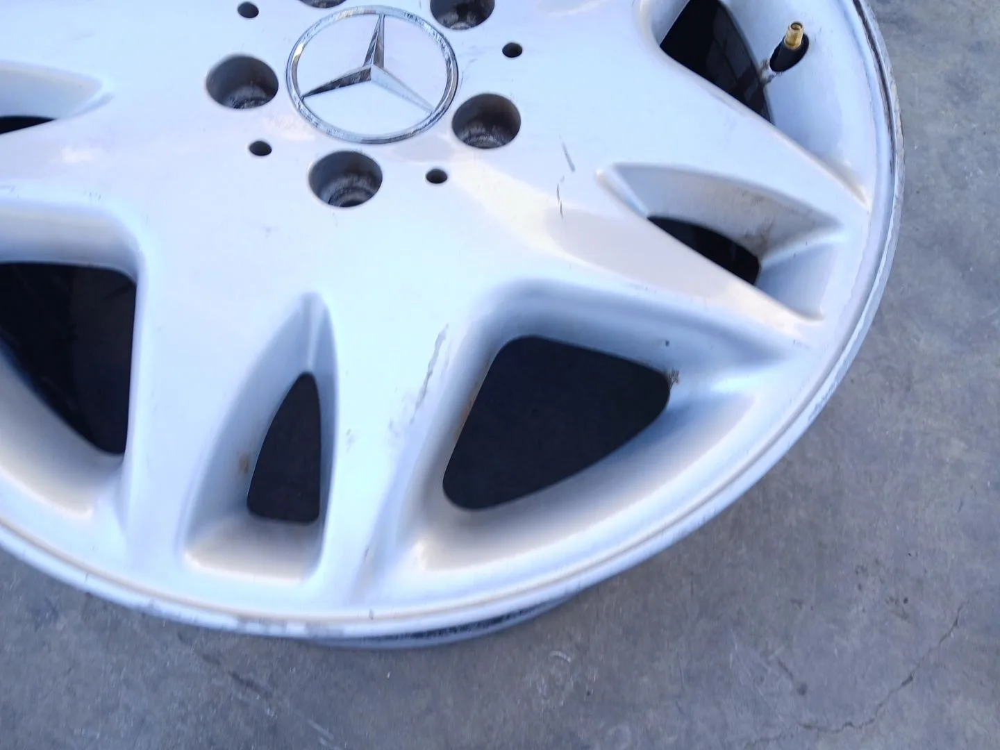 Llanta para Mercedes-Benz Clase S (W220, V220)