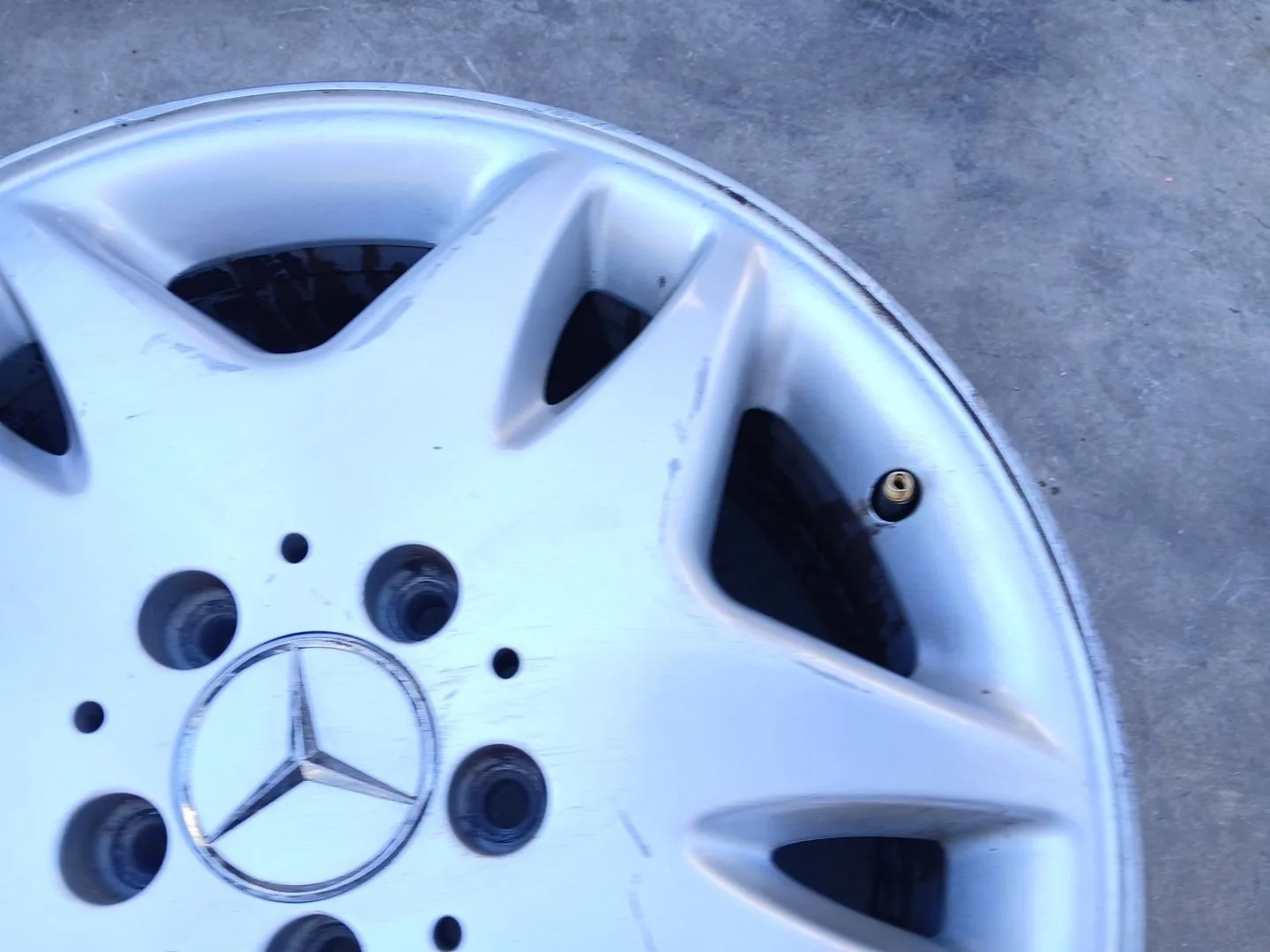 Llanta para Mercedes-Benz Clase S (W220, V220)