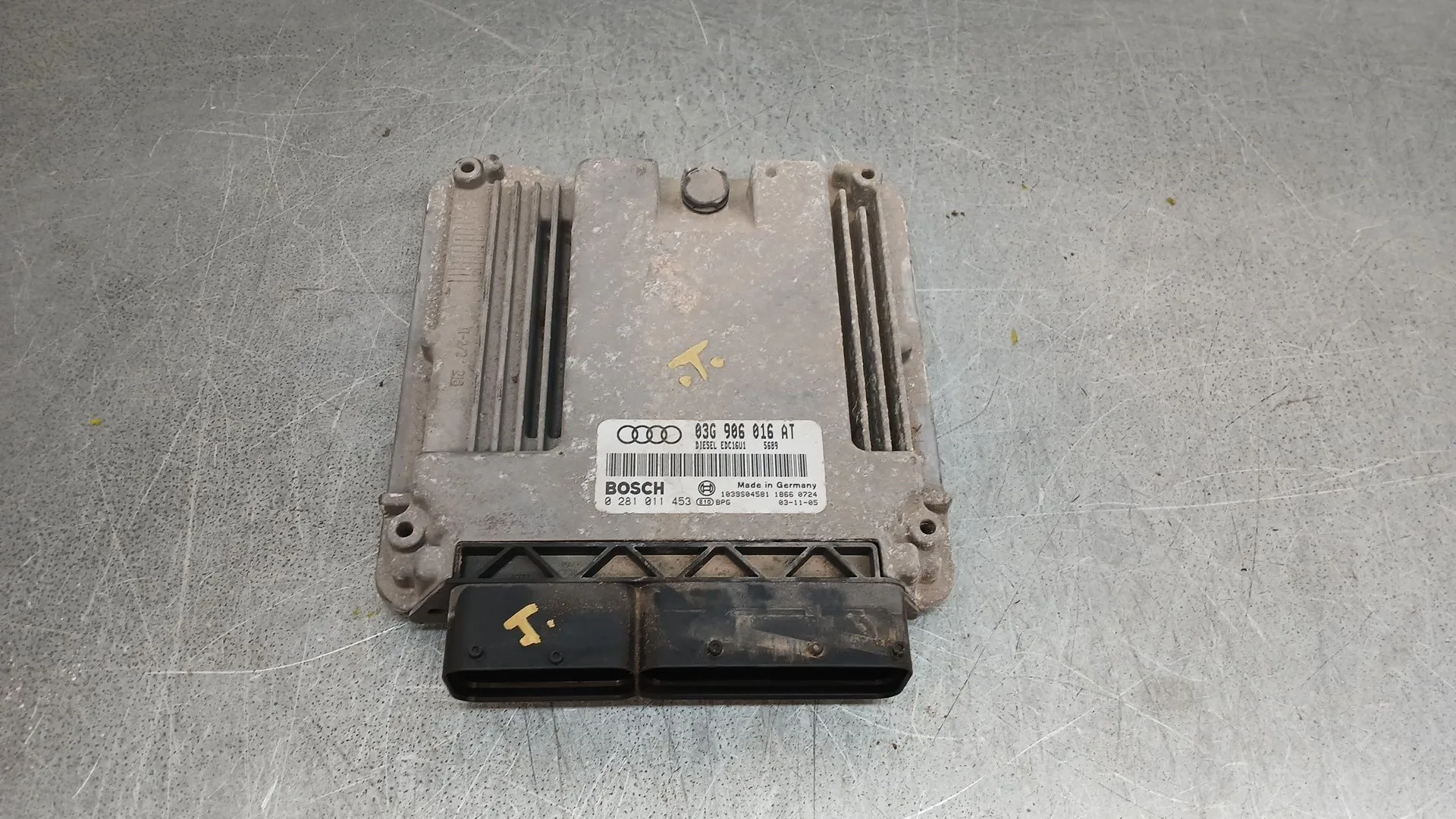 Centralita Motor Uce para Audi A3 (8P1)