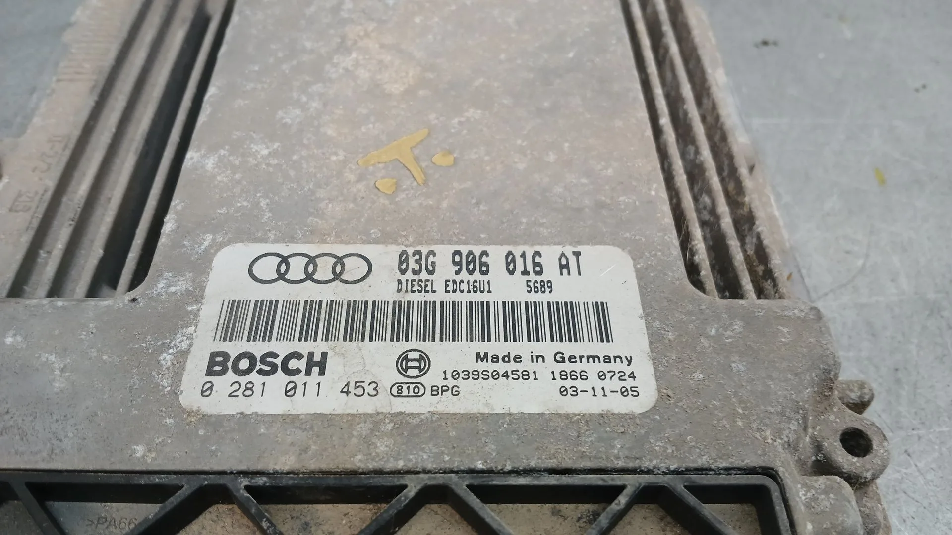 Centralita Motor Uce para Audi A3 (8P1)