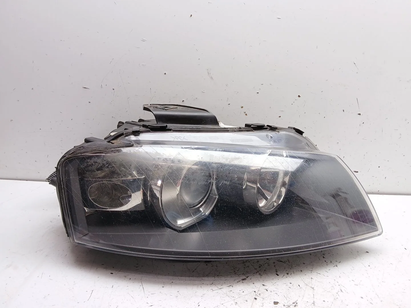 Faro Derecho para Audi A3 (8P1)