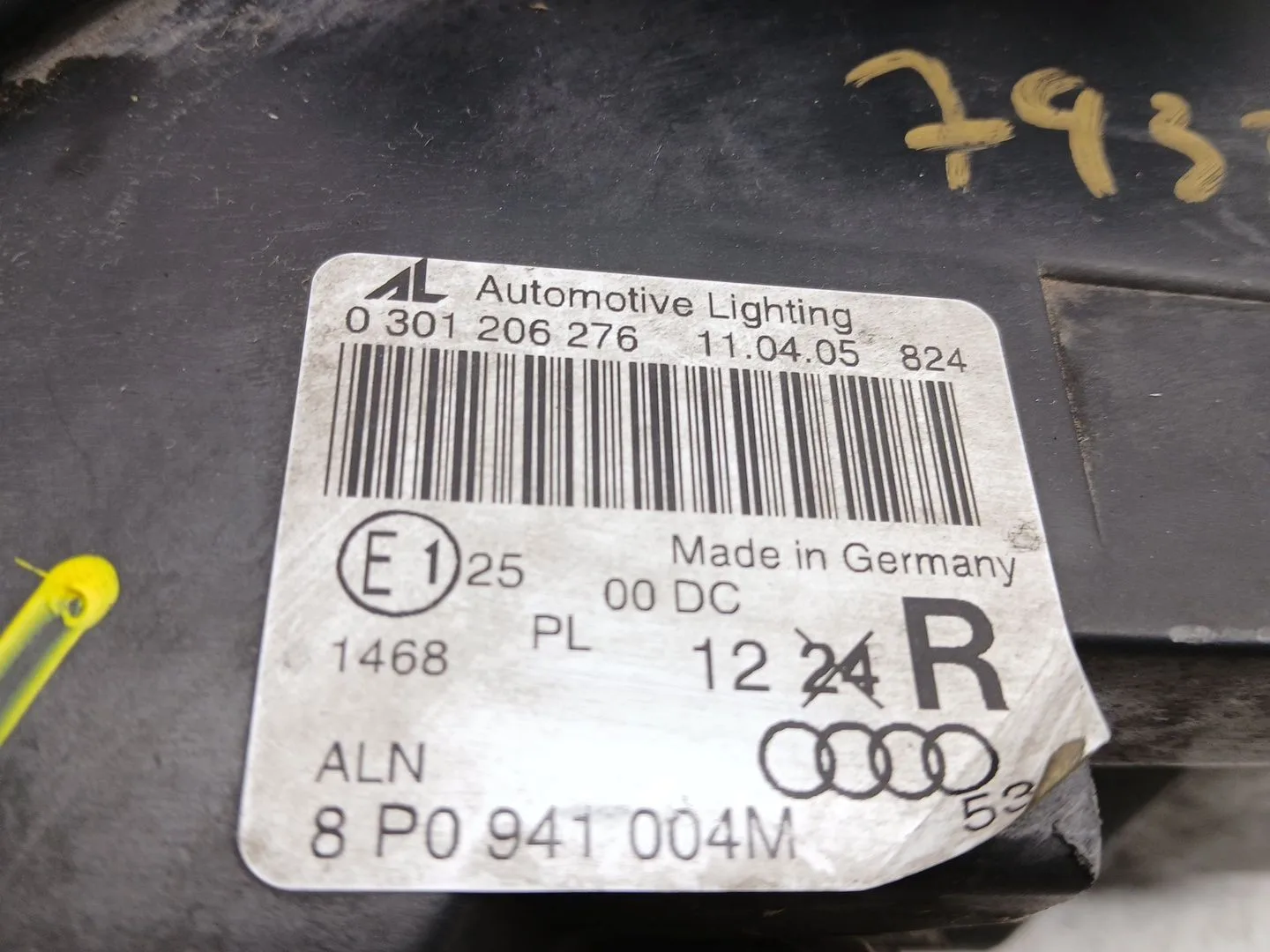Faro Derecho para Audi A3 (8P1)