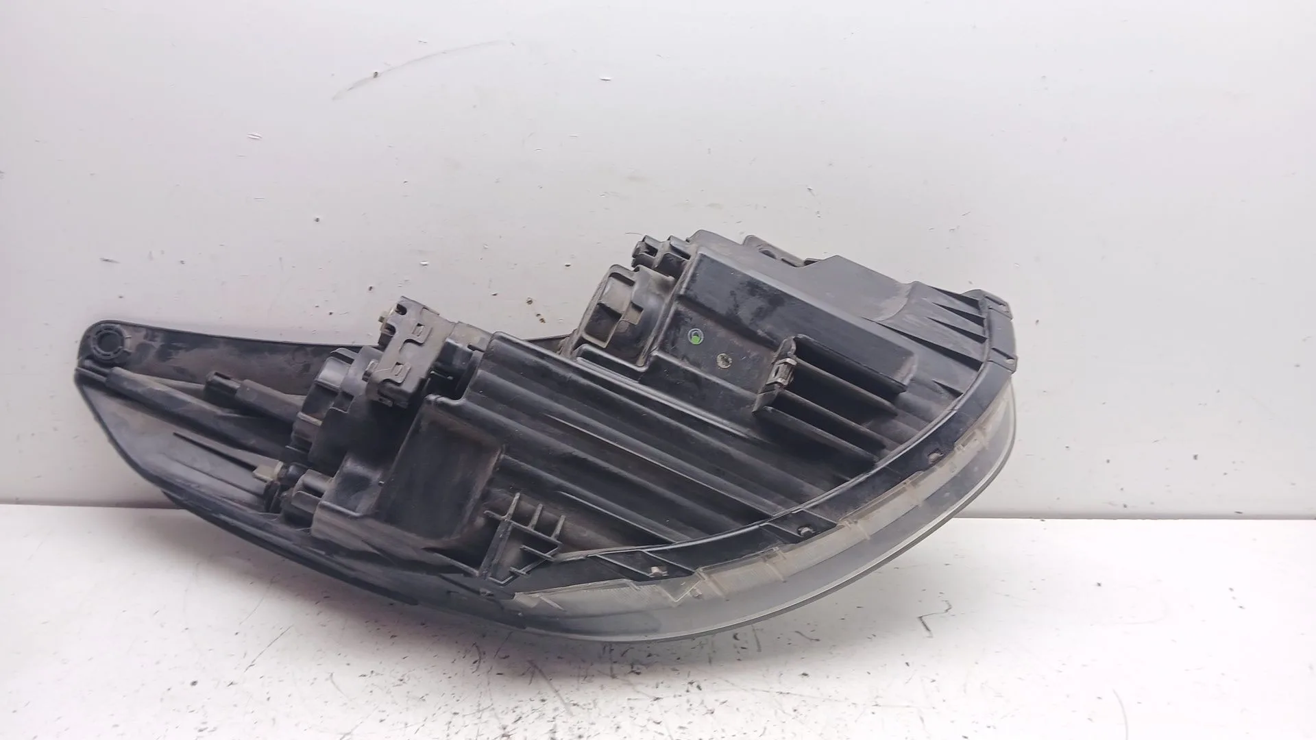 Faro Izquierdo para Hyundai Ix35 (Lm, El, Elh)