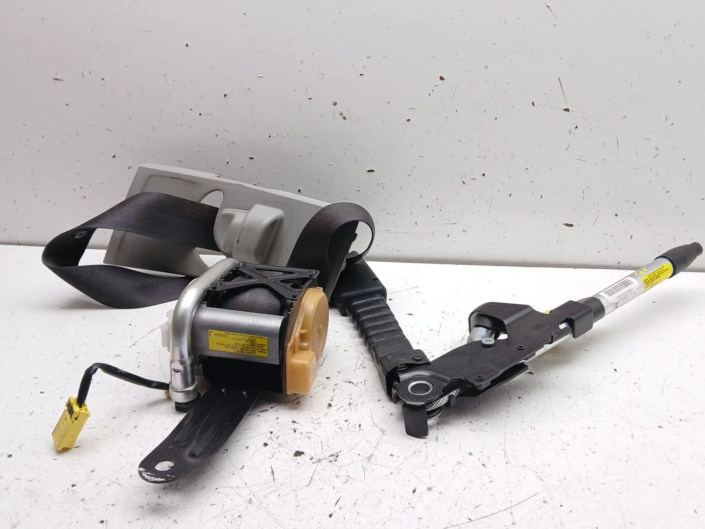 Cinturon Seguridad Delantero Izquierdo para Honda Civic Viii Hatchback (Fn, Fk)