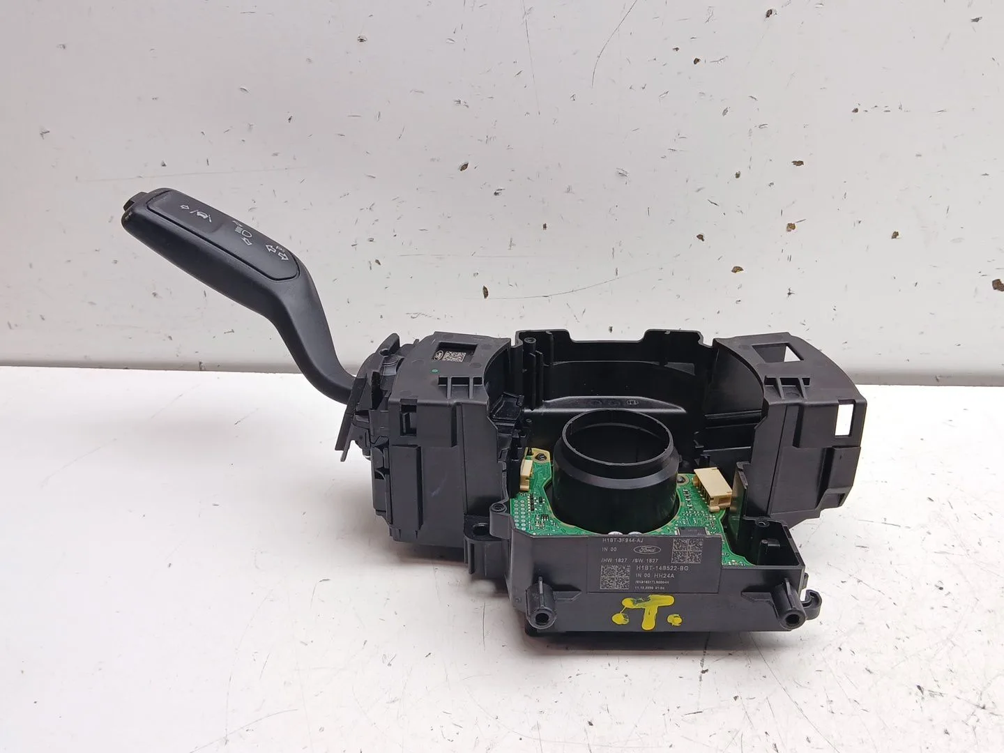 Mando Intermitentes para Ford Puma (J2K, Cf7)