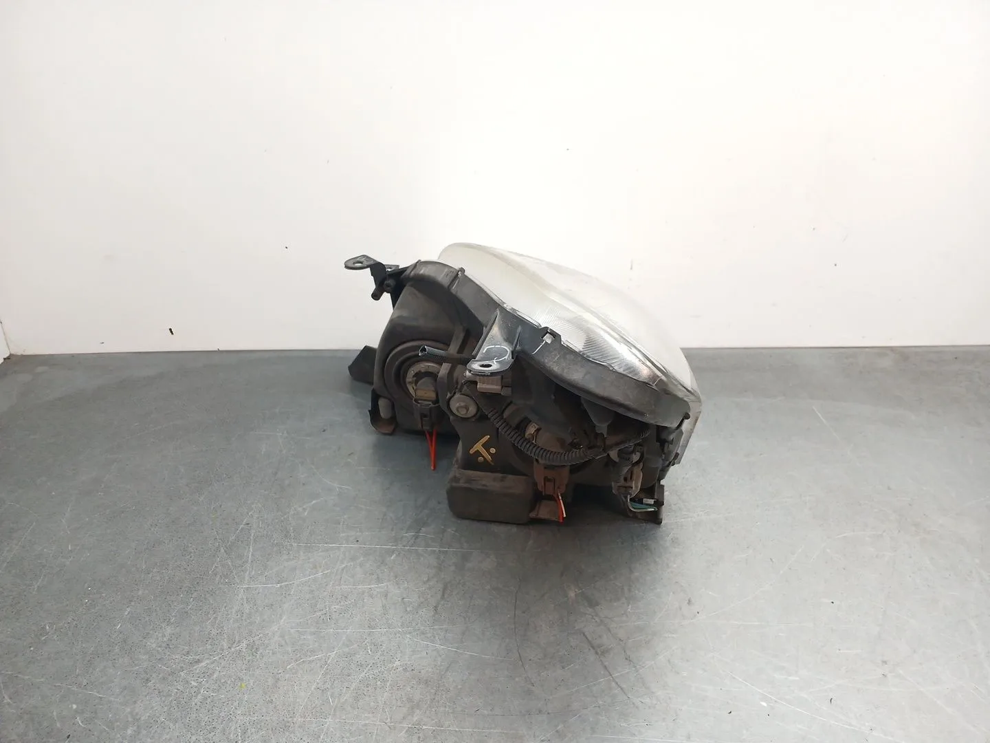 Faro Derecho para Toyota Corolla Verso (Zer_, Zze12_, R1_)