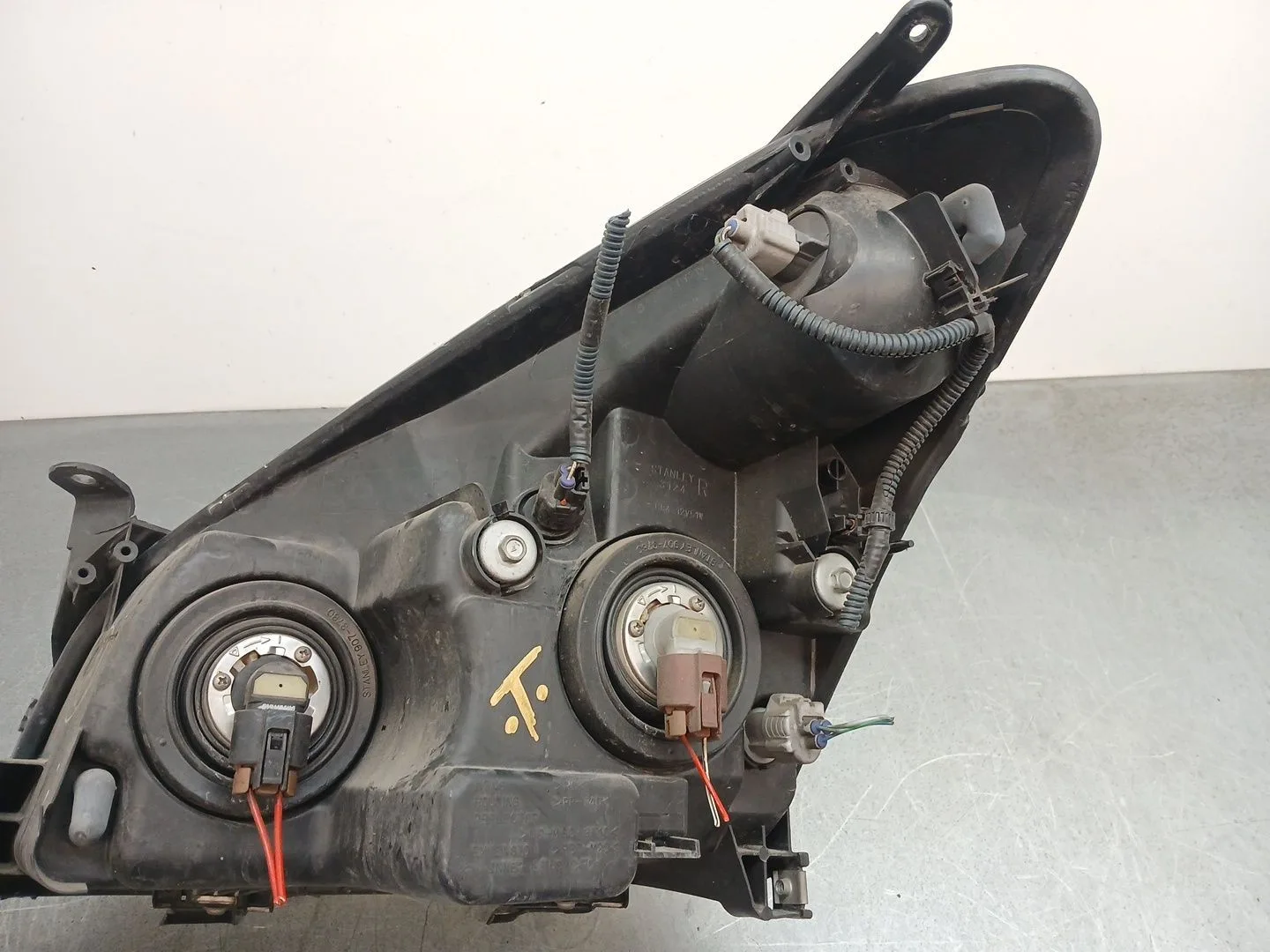 Faro Derecho para Toyota Corolla Verso (Zer_, Zze12_, R1_)