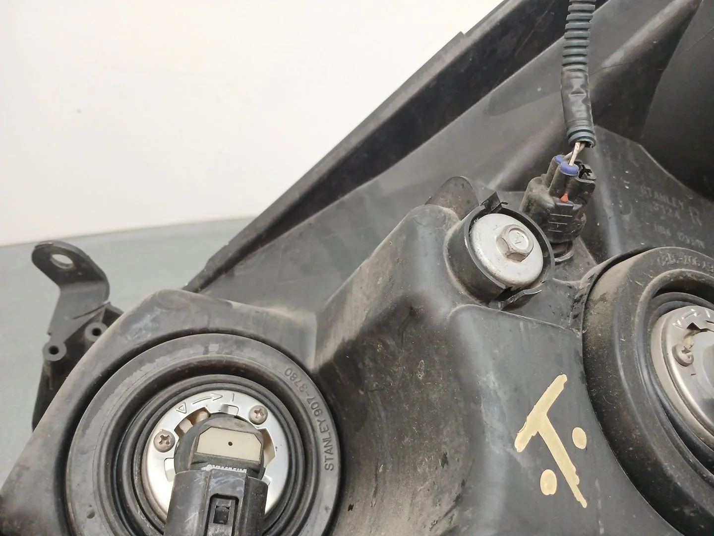 Faro Derecho para Toyota Corolla Verso (Zer_, Zze12_, R1_)