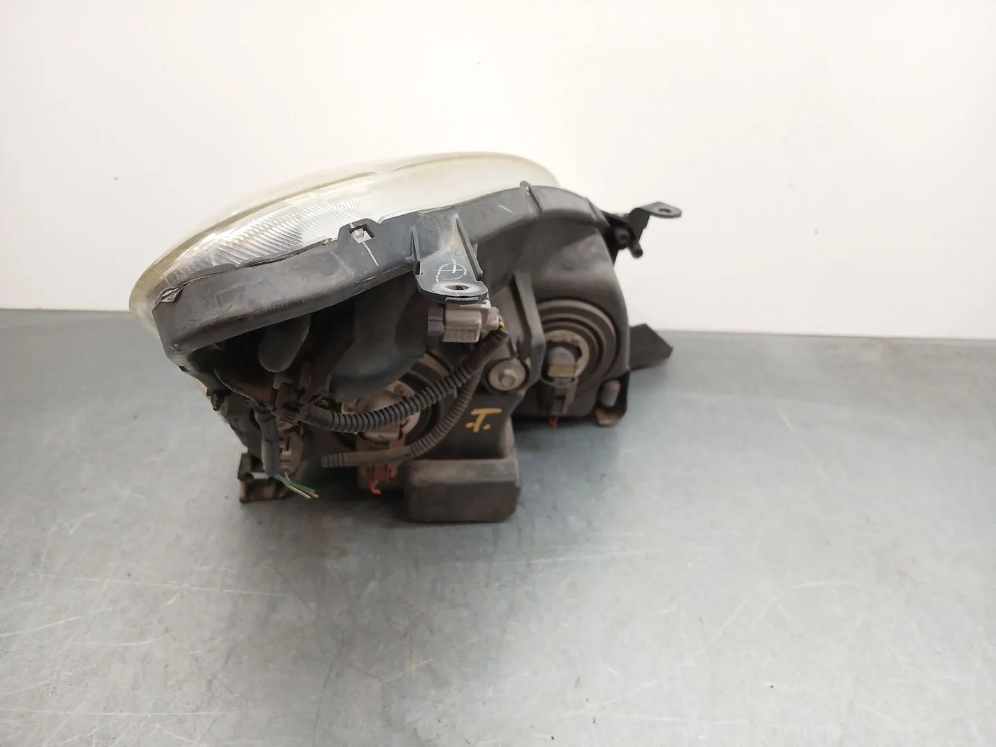 Faro Izquierdo para Toyota Corolla Verso (Zer_, Zze12_, R1_)
