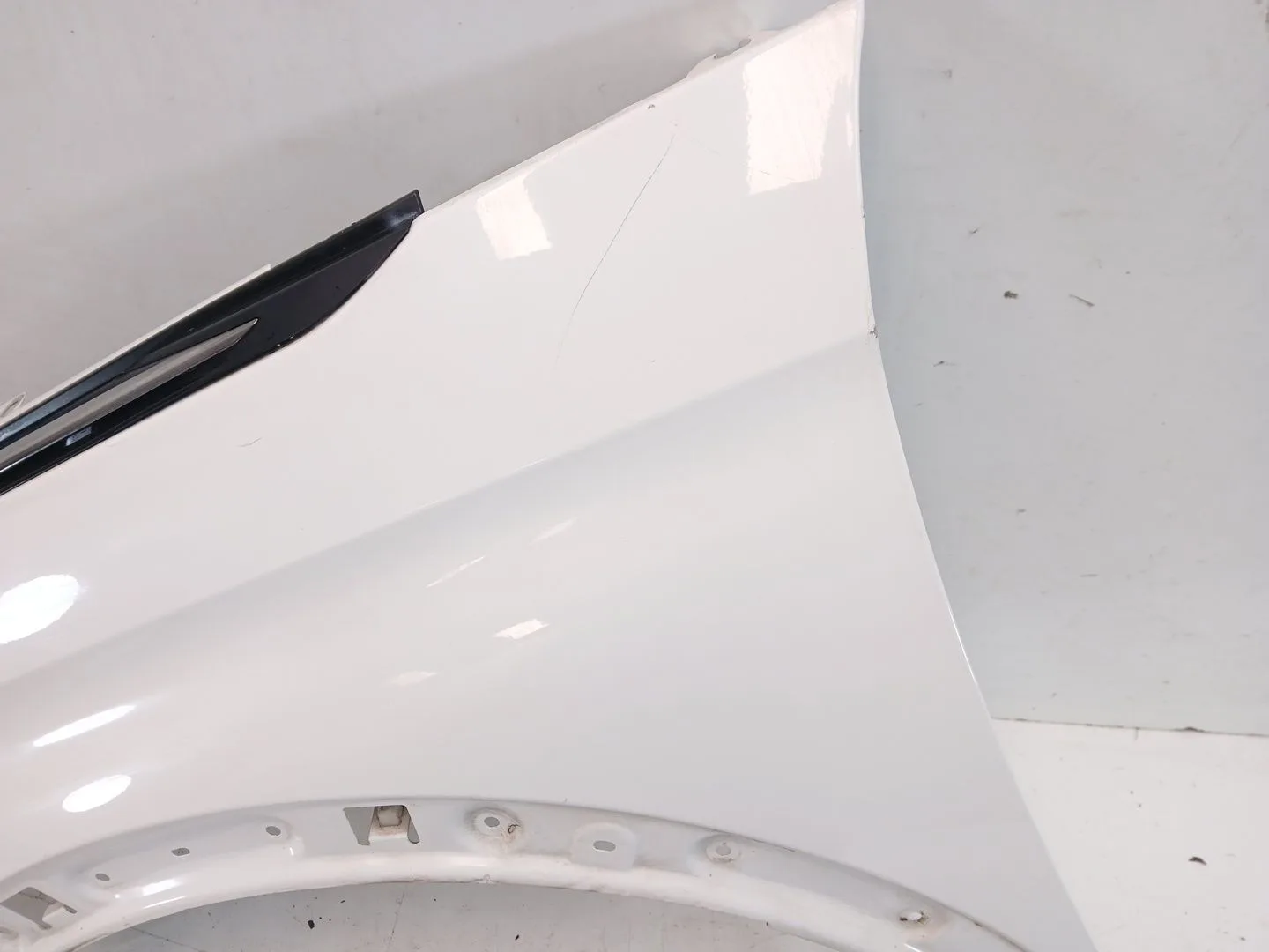Aleta Delantera Izquierda para Peugeot 3008 Ii Suv (Mc_, Mr_, Mj_, M4_)