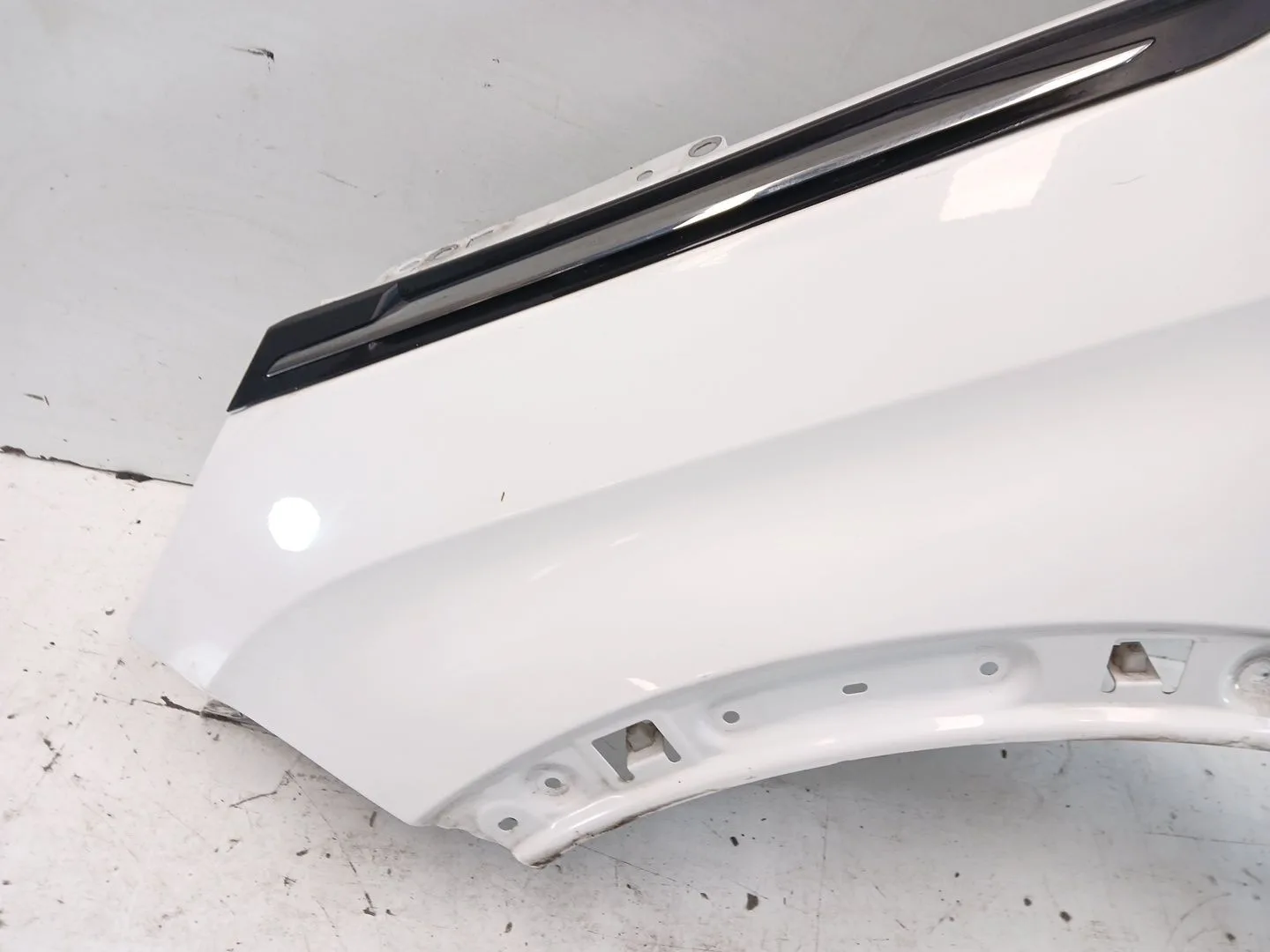 Aleta Delantera Izquierda para Peugeot 3008 Ii Suv (Mc_, Mr_, Mj_, M4_)