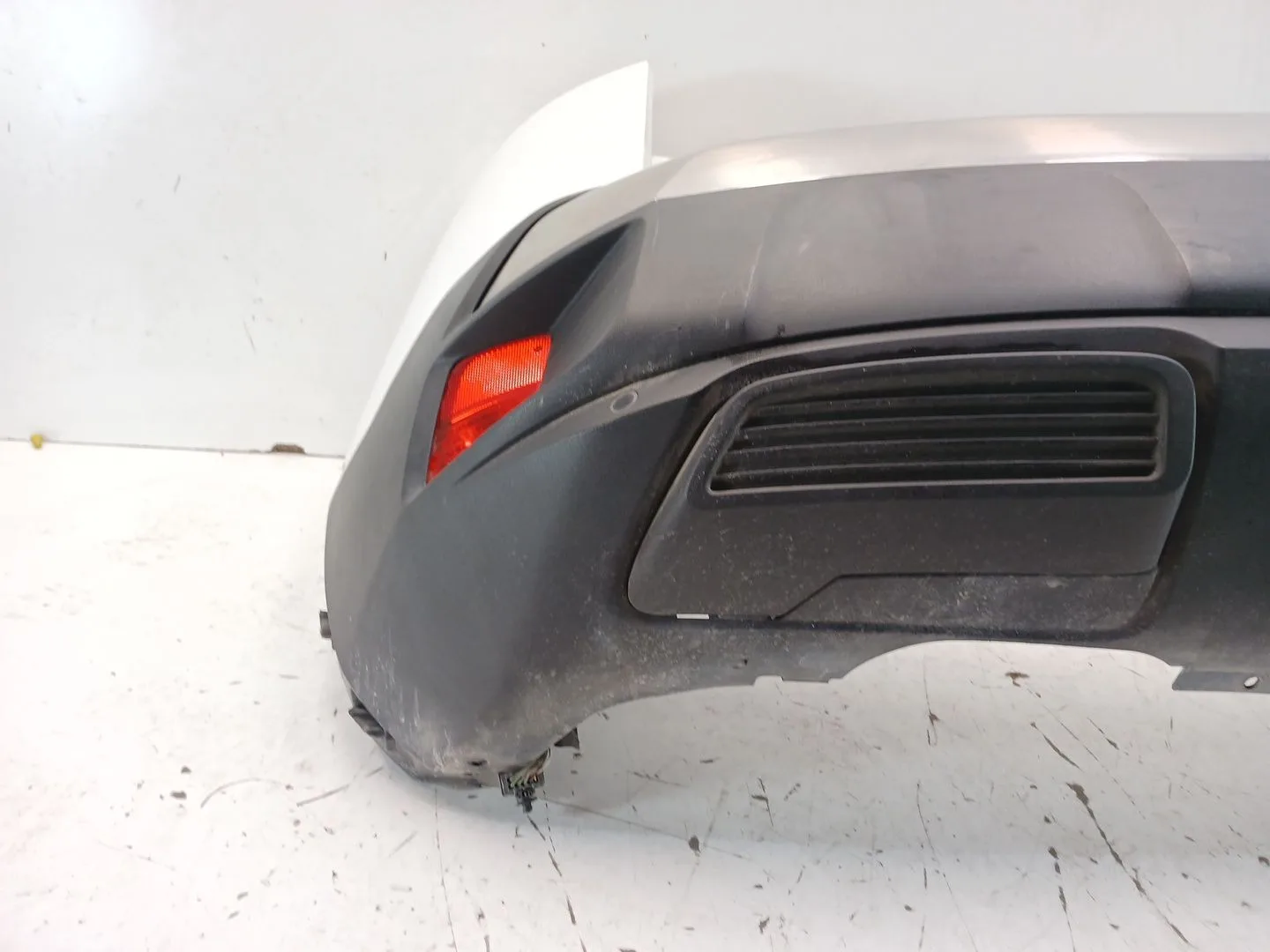 Paragolpes Trasero para Peugeot 3008 Ii Suv (Mc_, Mr_, Mj_, M4_)