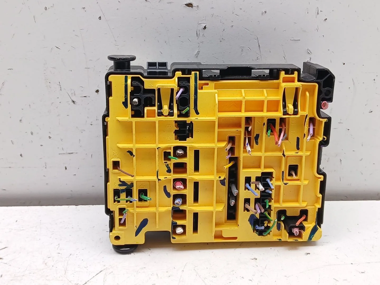 Caja Reles / Fusibles para Peugeot 3008 Ii Suv (Mc_, Mr_, Mj_, M4_)