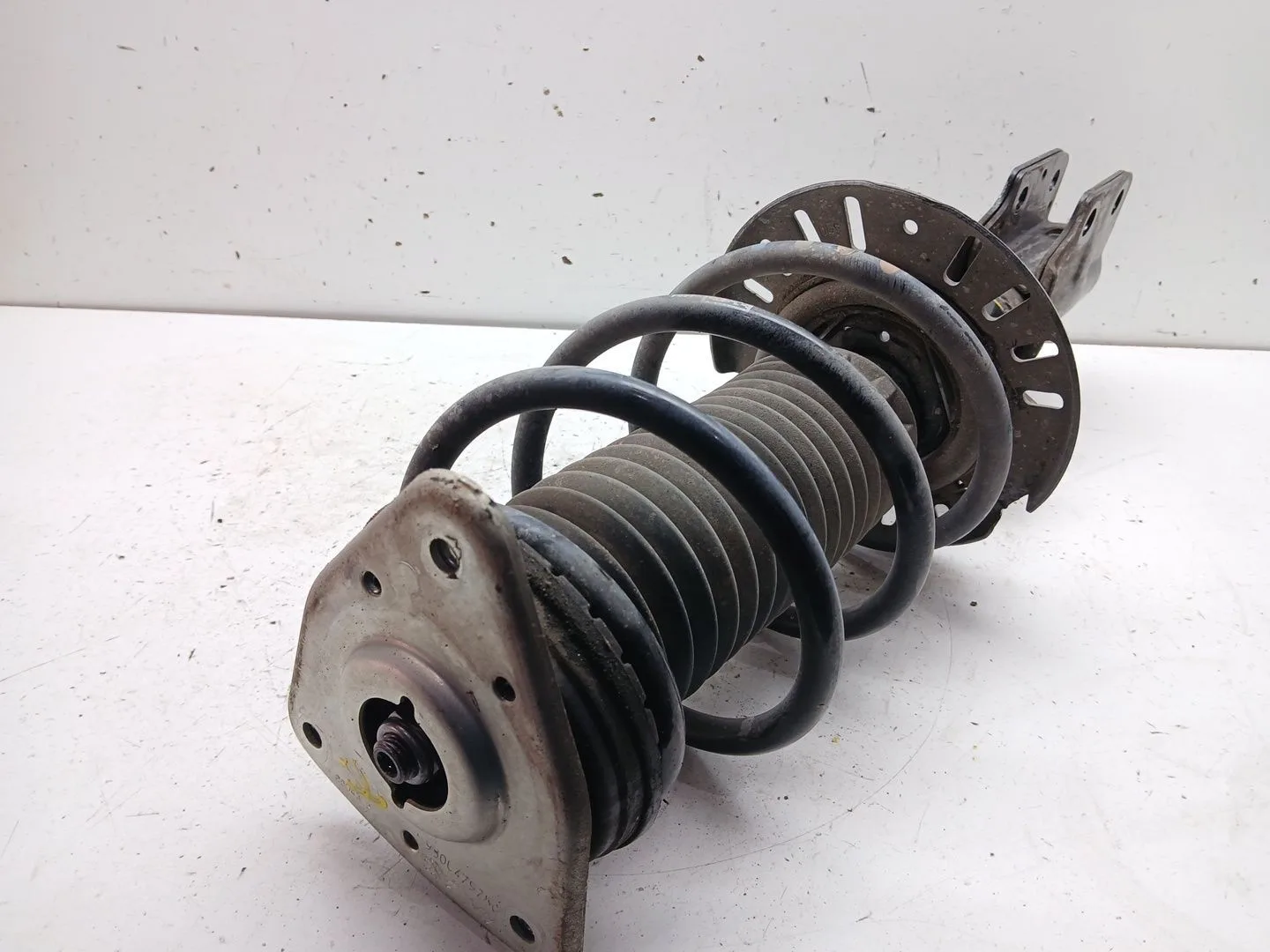 Amortiguador Delantero Derecho para Peugeot 3008 Ii Suv (Mc_, Mr_, Mj_, M4_)
