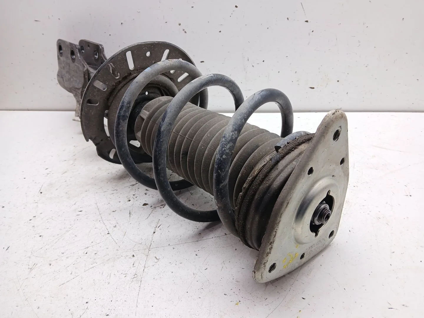 Amortiguador Delantero Derecho para Peugeot 3008 Ii Suv (Mc_, Mr_, Mj_, M4_)