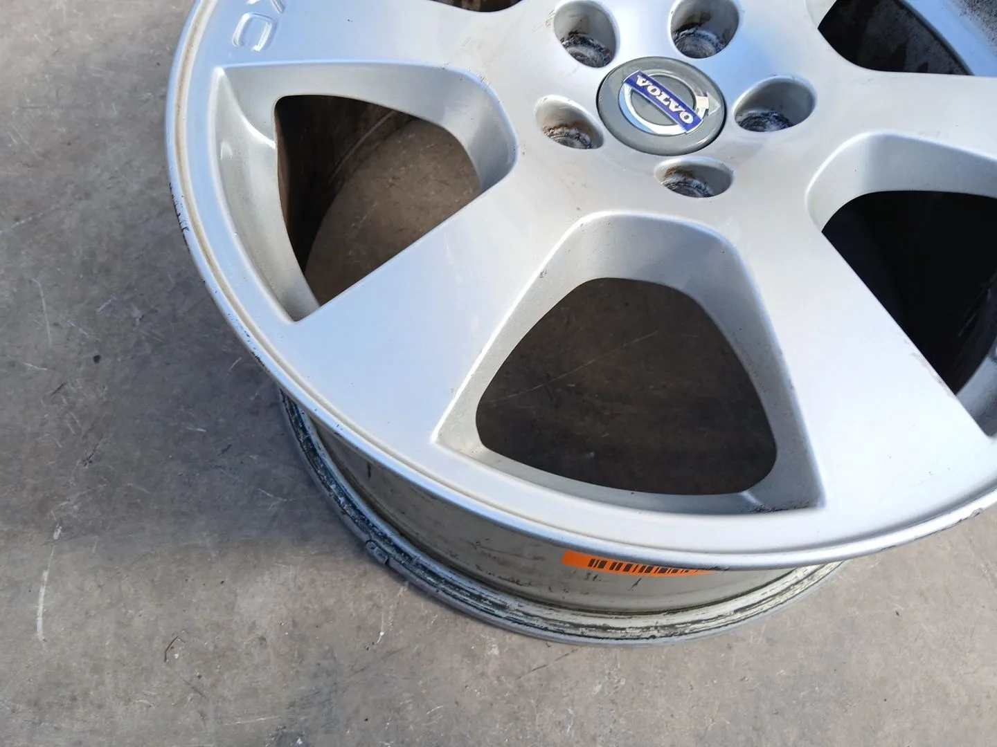 Llanta para Volvo Xc60 I Suv (156)