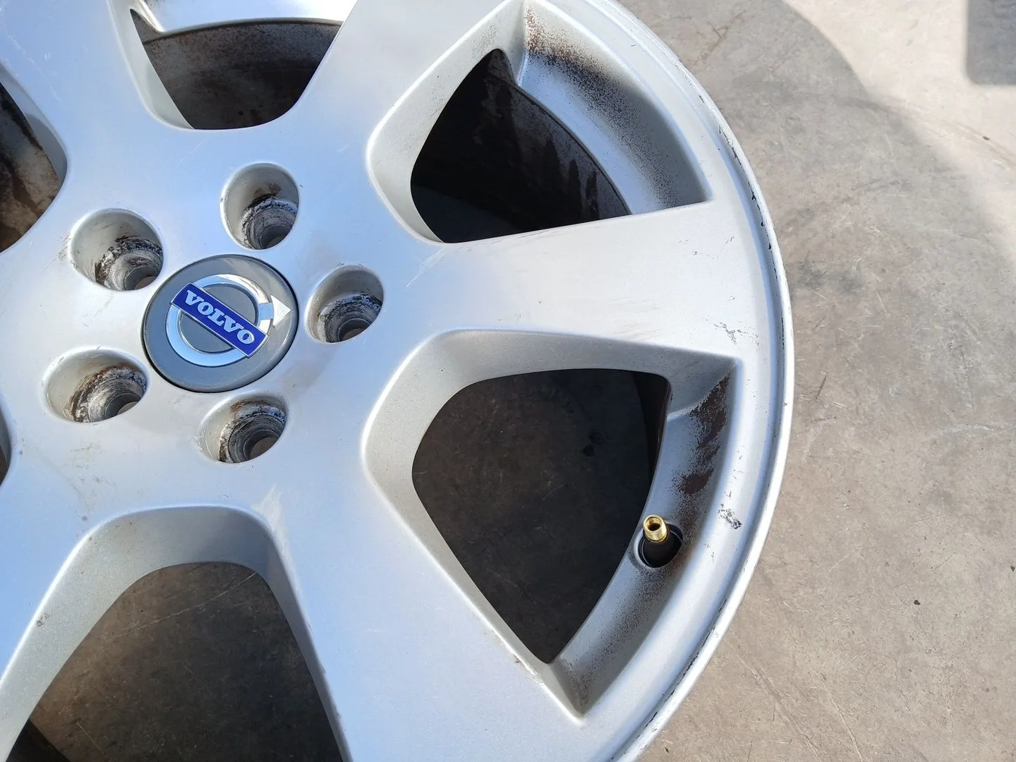 Llanta para Volvo Xc60 I Suv (156)